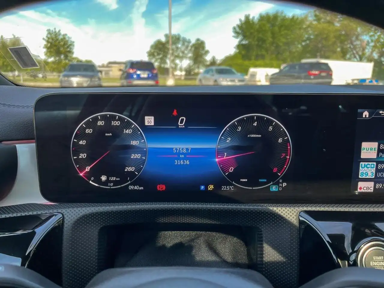 Mercedes-Benz CLA снимка Mercedes-Benz CLA