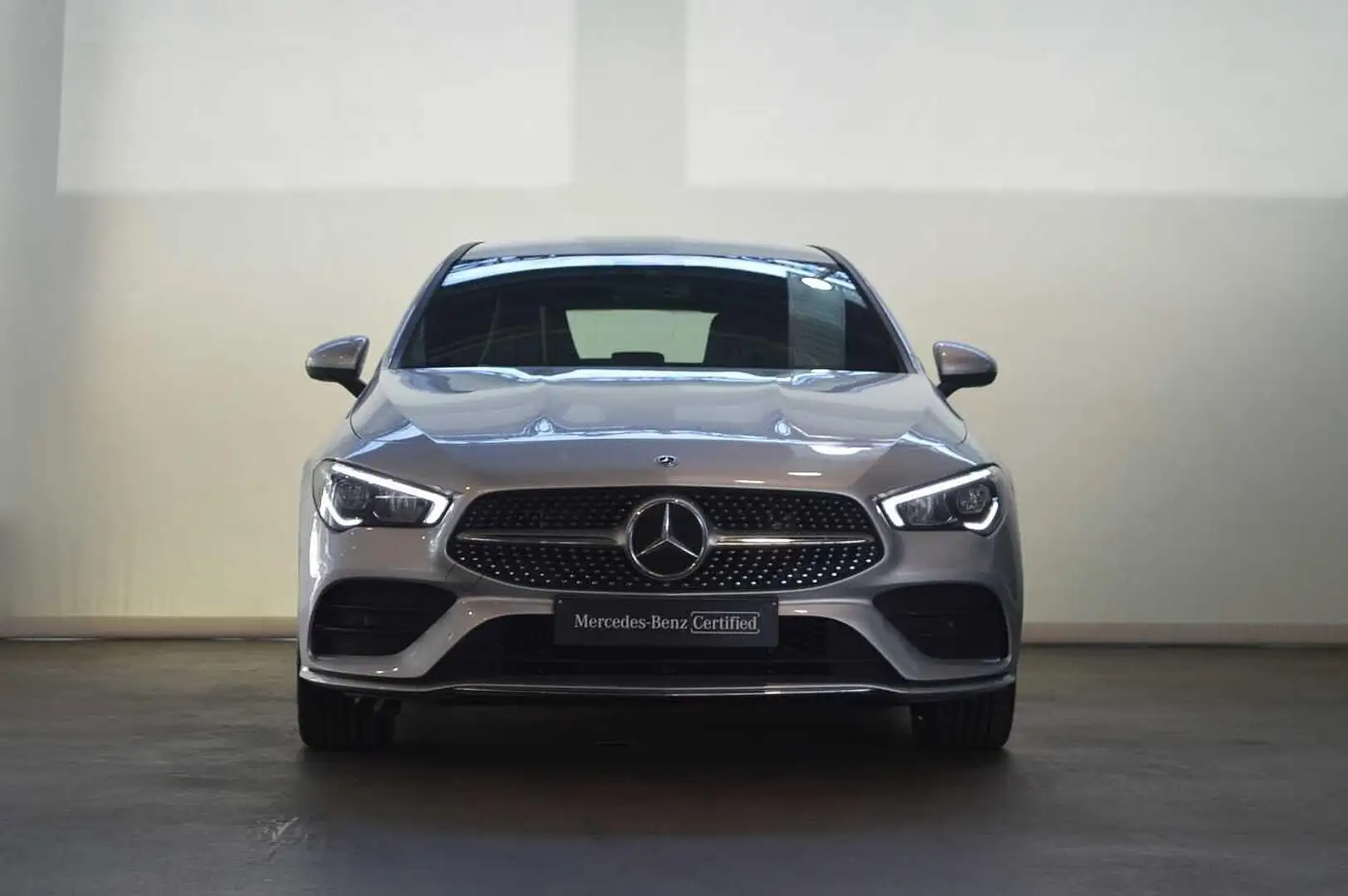 Mercedes-Benz CLA 250 e Shooting Brake AMG Line | Widescreen | Verwarmde Zilver - 2