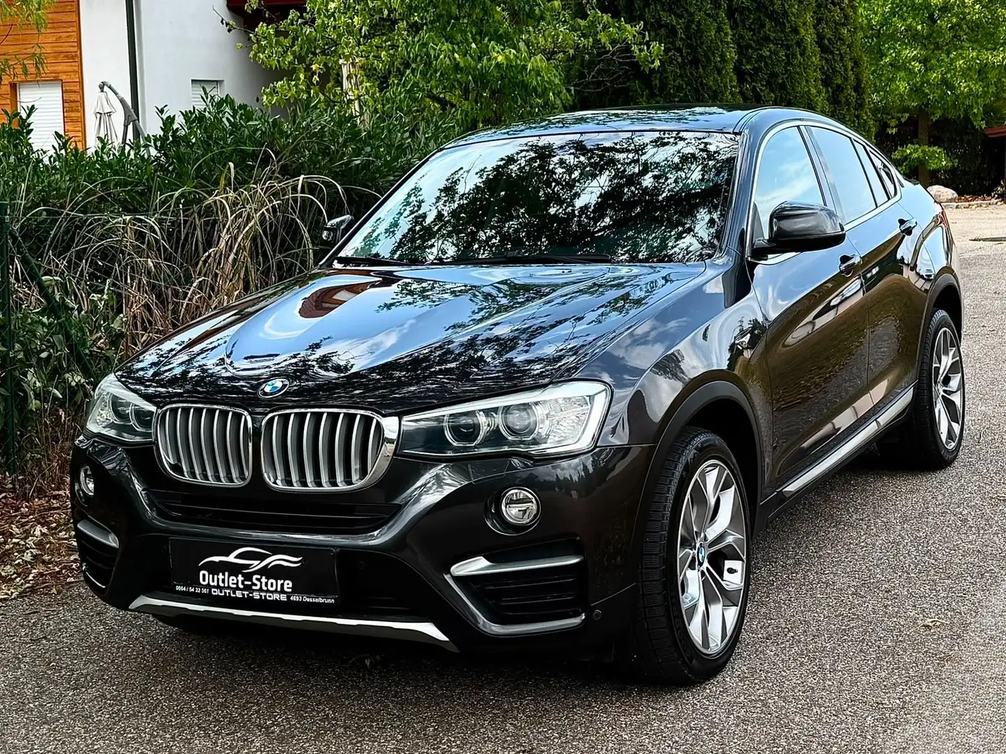 BMW X4 *xDrive 30d*Navi*AHK* Grau - 1