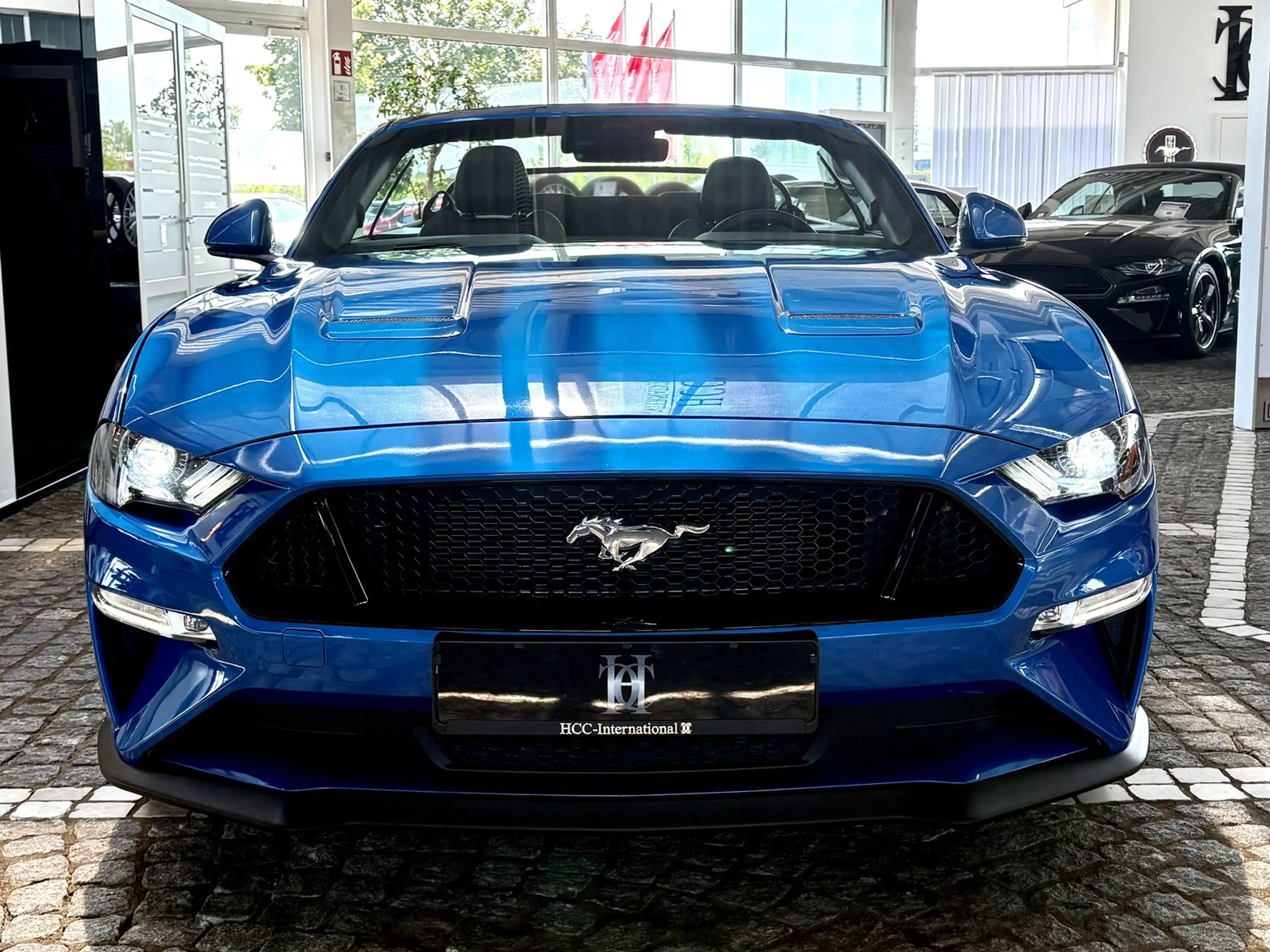 Ford Mustang GT V8 Cabrio Autom. 1.Hd Unfallfrei | DE — photo 3