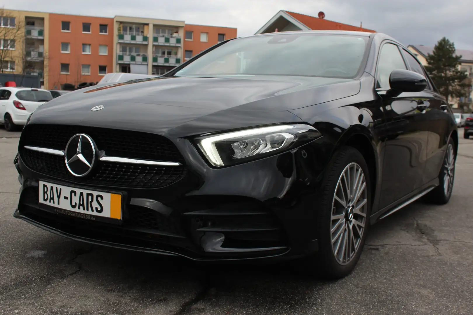 Mercedes-Benz A 250 A 250 e Edition 2020 * AMG * Schwarz - 1