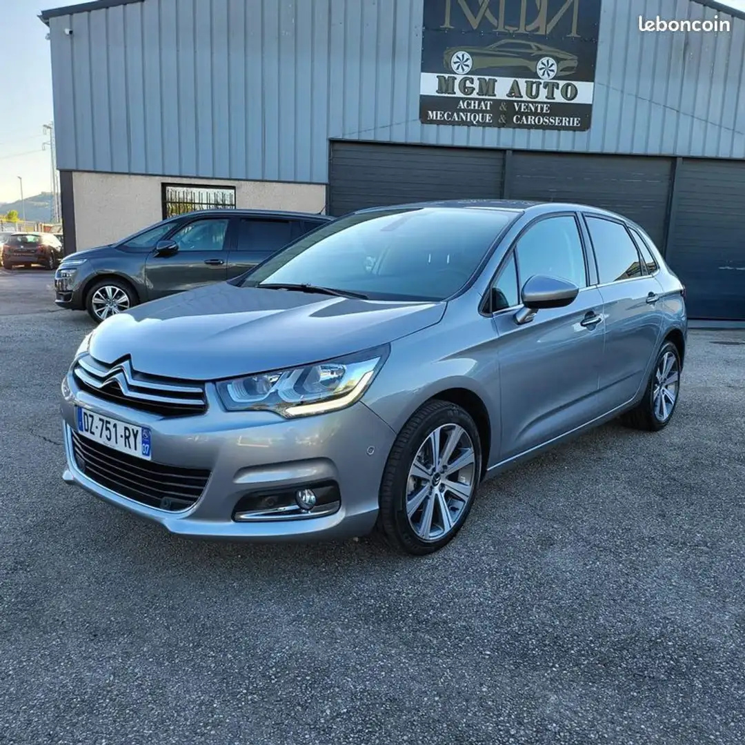 Citroen C4 1.2 puretech 130 ch shine gps detecteur angle mort Gris - 2