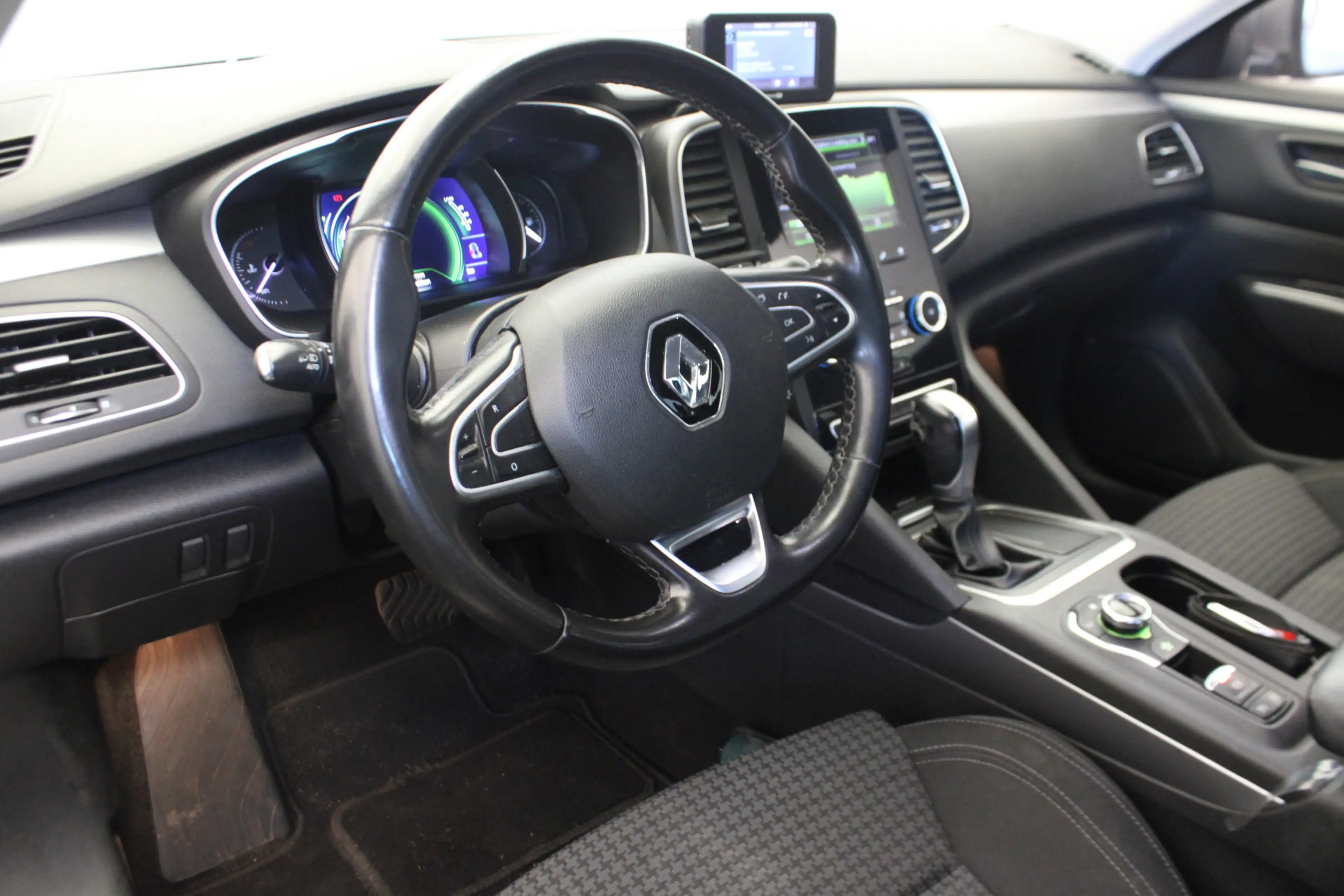 Renault Talisman 1.5 dCi Zen — photo 14