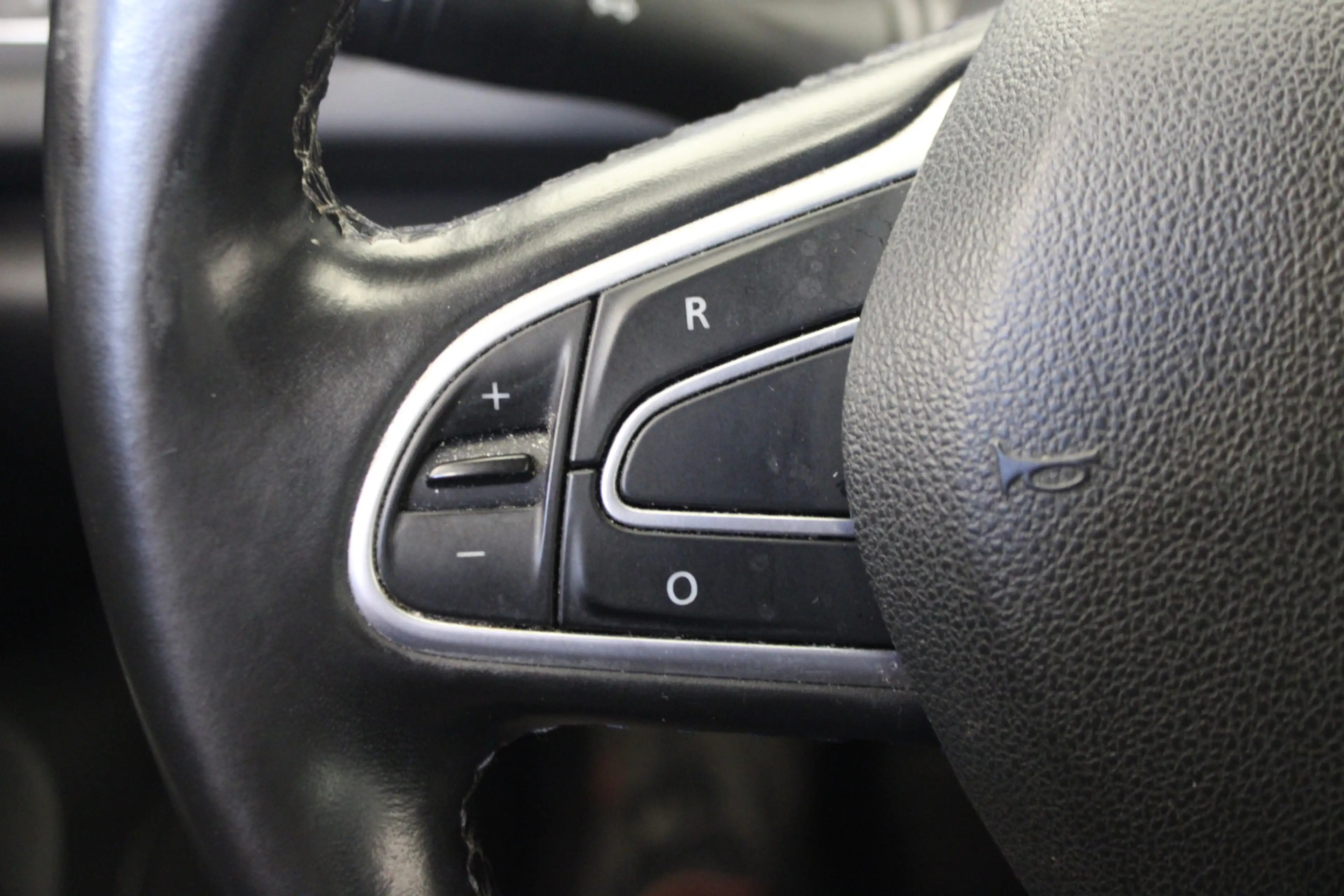 Renault Talisman 1.5 dCi Zen — photo 9