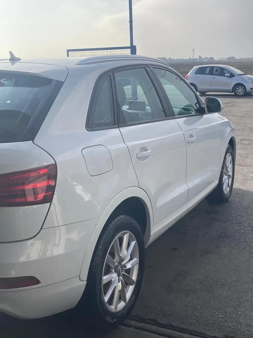 Audi Q3 2.0 tdi Advanced quattro 140cv s-tronic - 2