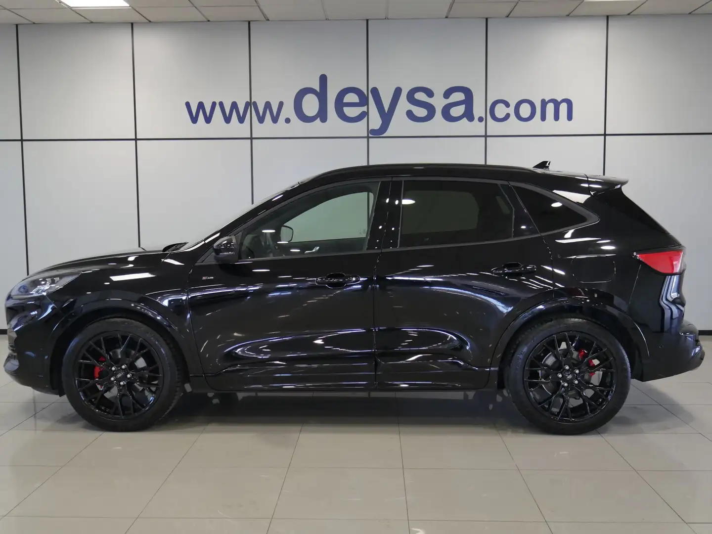 Ford Kuga 1.5 EcoBoost ST-Line X FWD 150 Zwart - 2