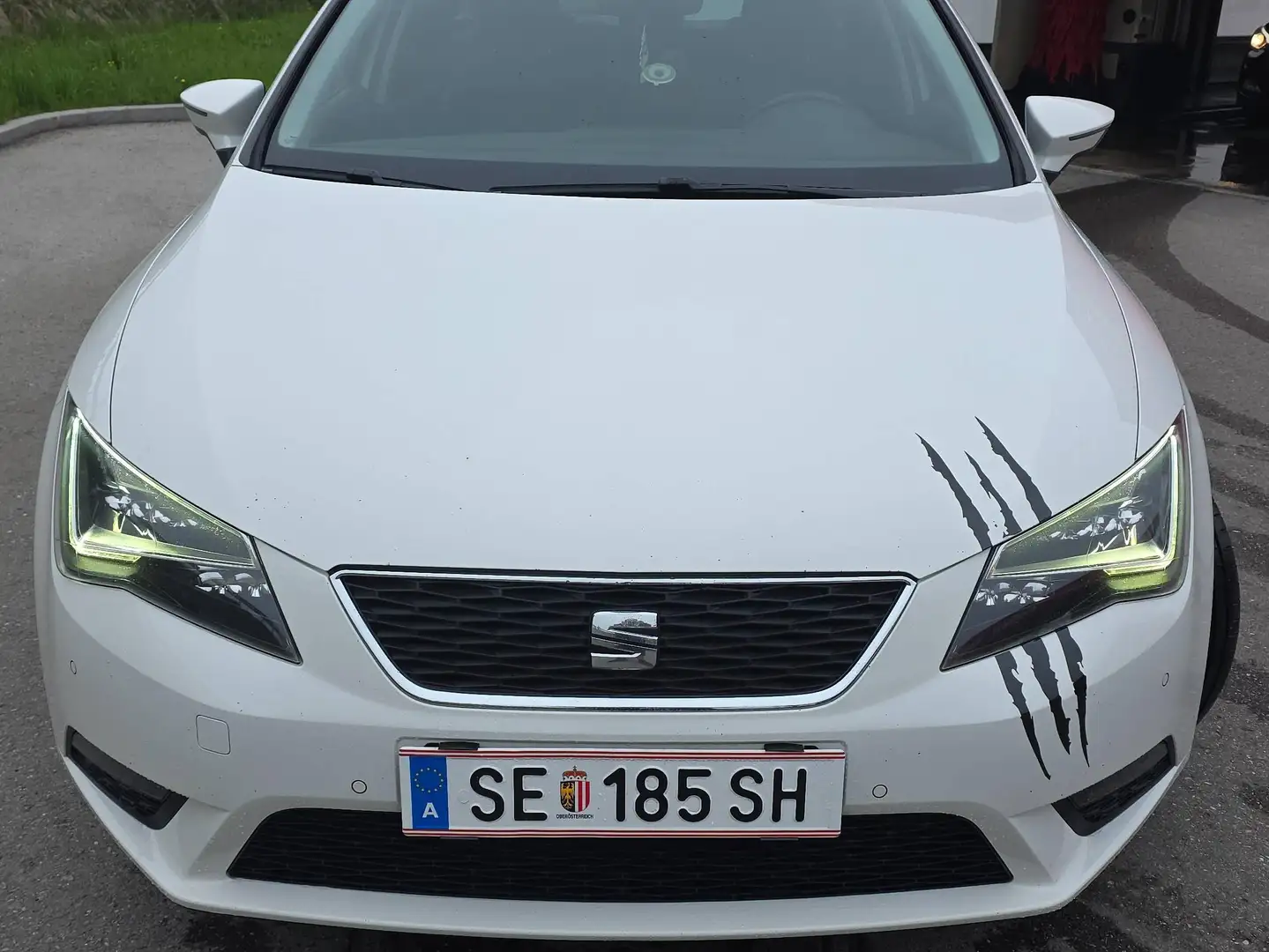 SEAT Leon Leon ST Executive 2,0 TDI CR Start-Stop DSG Execu Weiß - 2