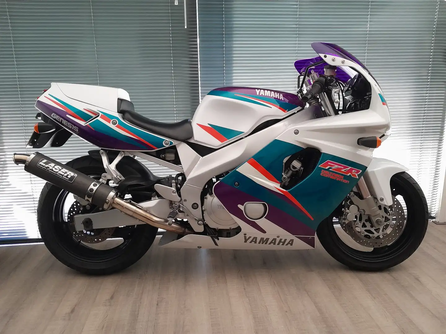 Yamaha FZR 600 R foxeye fzr600r Blanco - 1