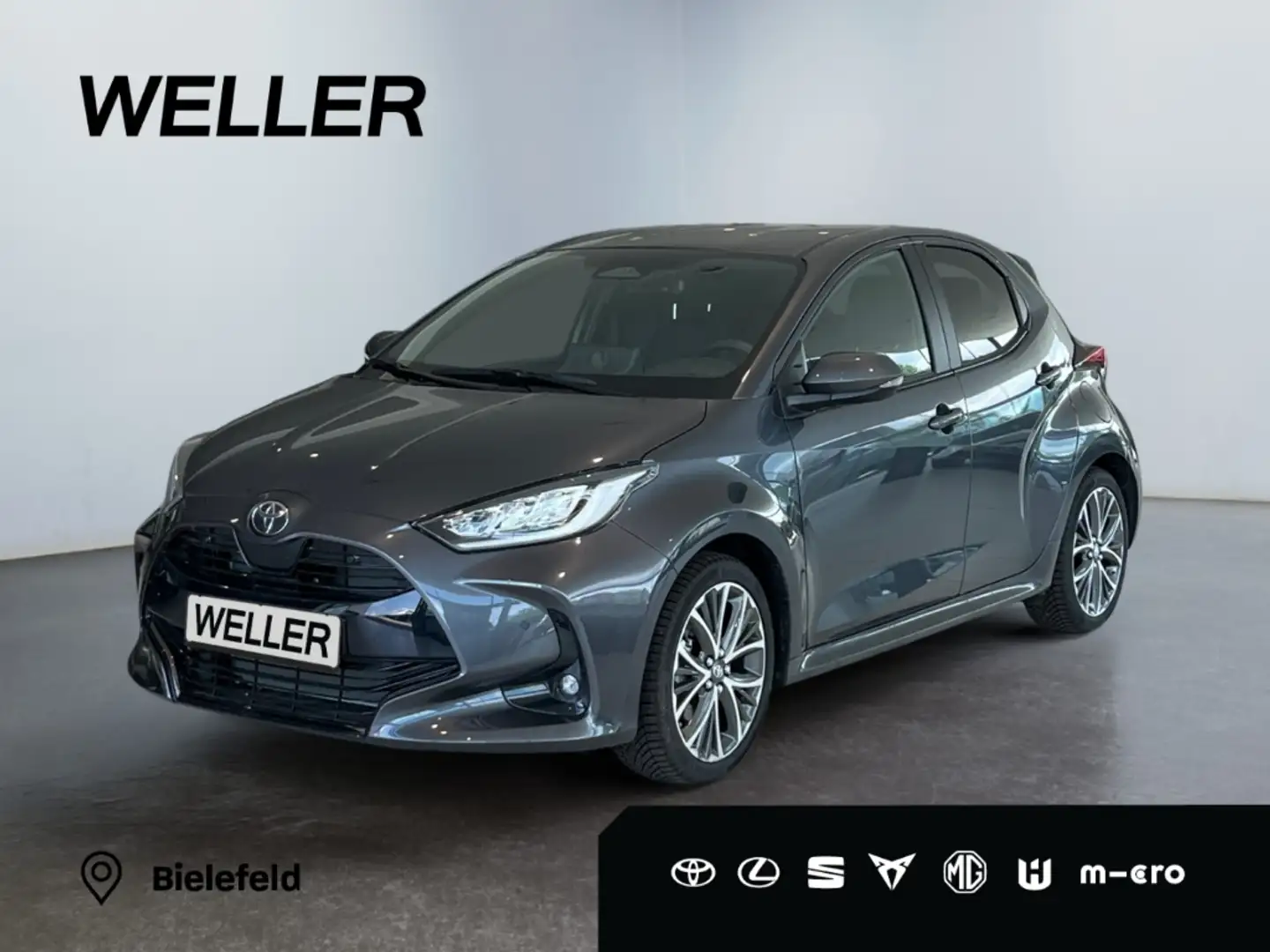 Toyota Yaris Hybrid 130 1.5 Style *Navi*LED*CarPlay*Allwetter* Šedá - 1