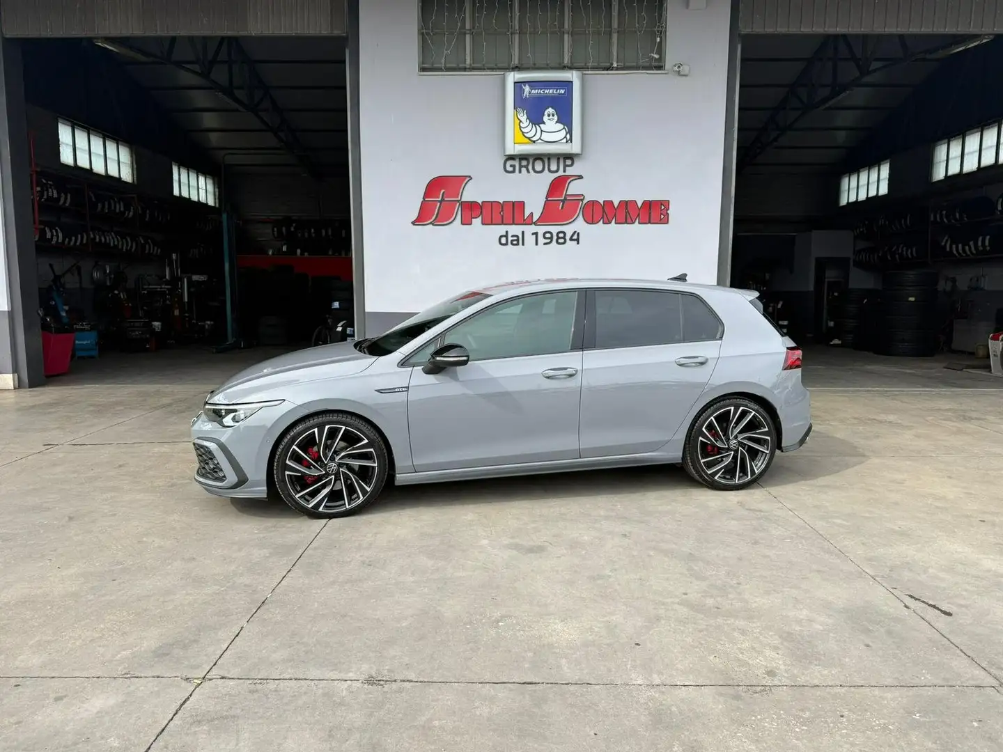 Volkswagen Golf GTD Golf VIII 2020 2.0 tdi GTD 200cv dsg Grigio - 2
