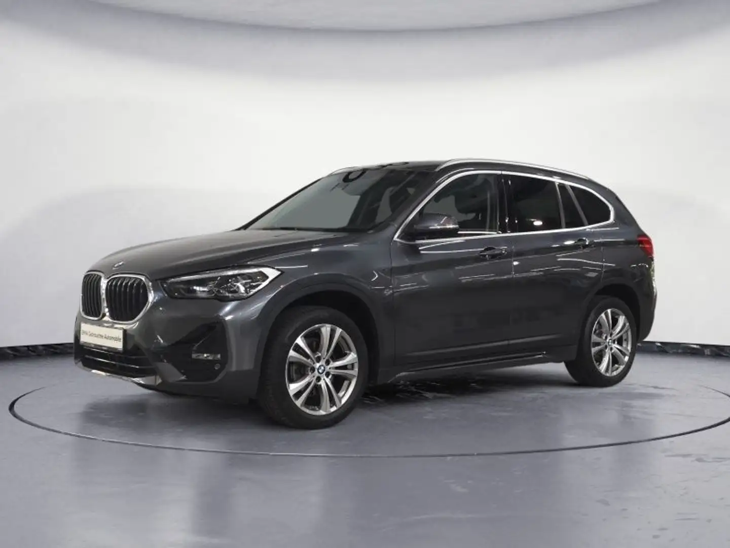 BMW X1 sDrive18d Business Package Driving Assistant Grau - 2
