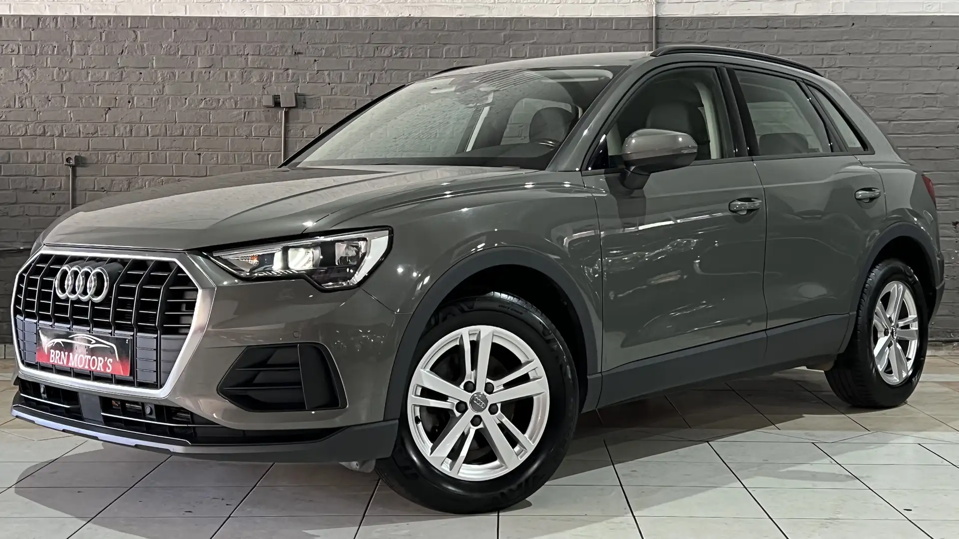 Audi Q3 Q3 35 TDi Business Edition S tronic Gris - 1