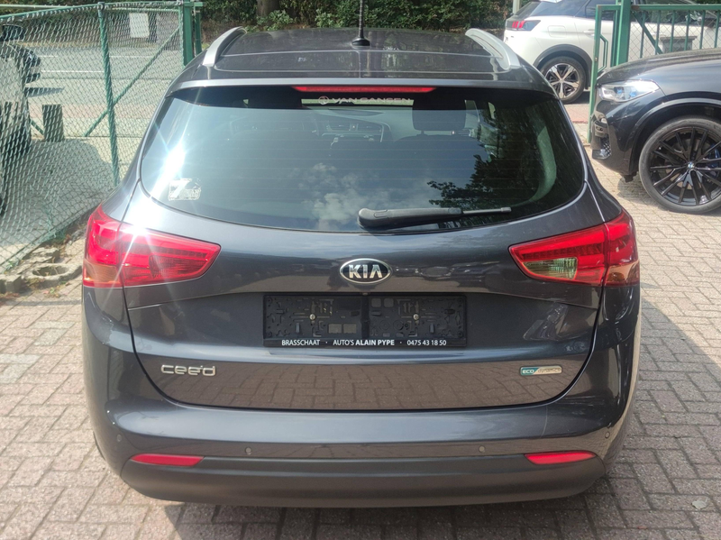 Kia Ceed SW / cee'd SW Cee'd SW 1.4i Mind !!!  66000 KM / NIEUWSTAAT !!! — photo 3
