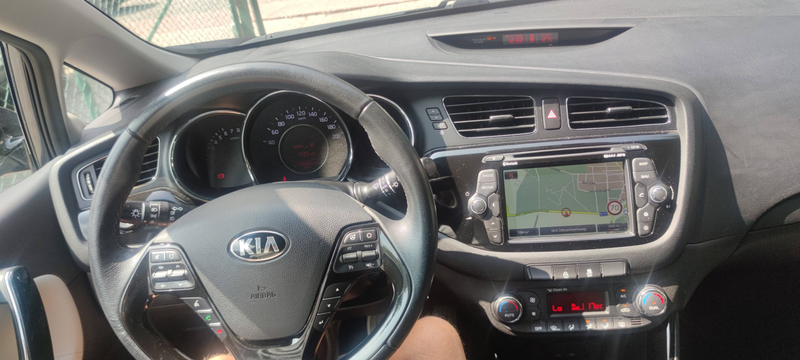 Kia Ceed SW / cee'd SW Cee'd SW 1.4i Mind !!!  66000 KM / NIEUWSTAAT !!! — photo 13