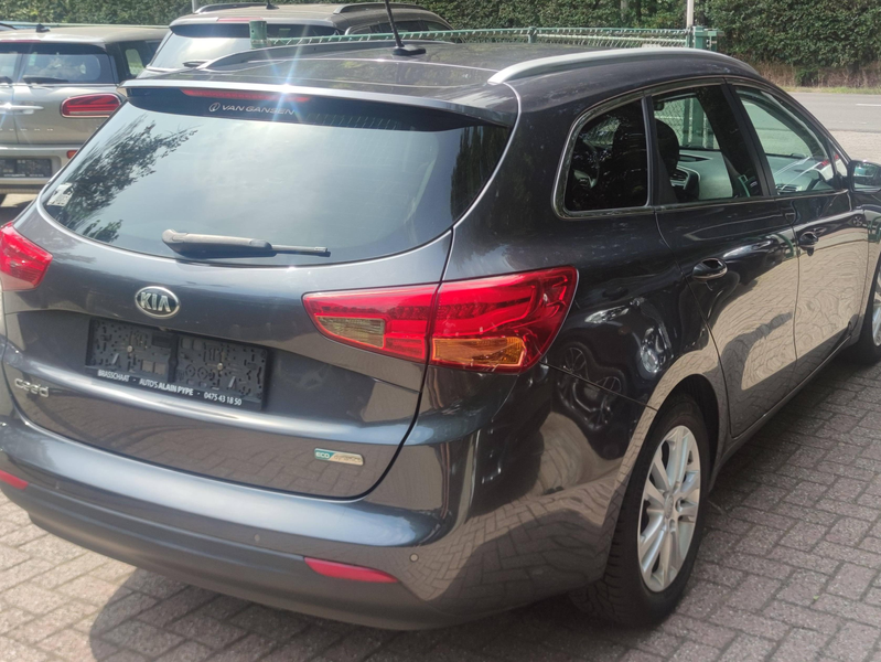 Kia Ceed SW / cee'd SW Cee'd SW 1.4i Mind !!!  66000 KM / NIEUWSTAAT !!! — photo 4