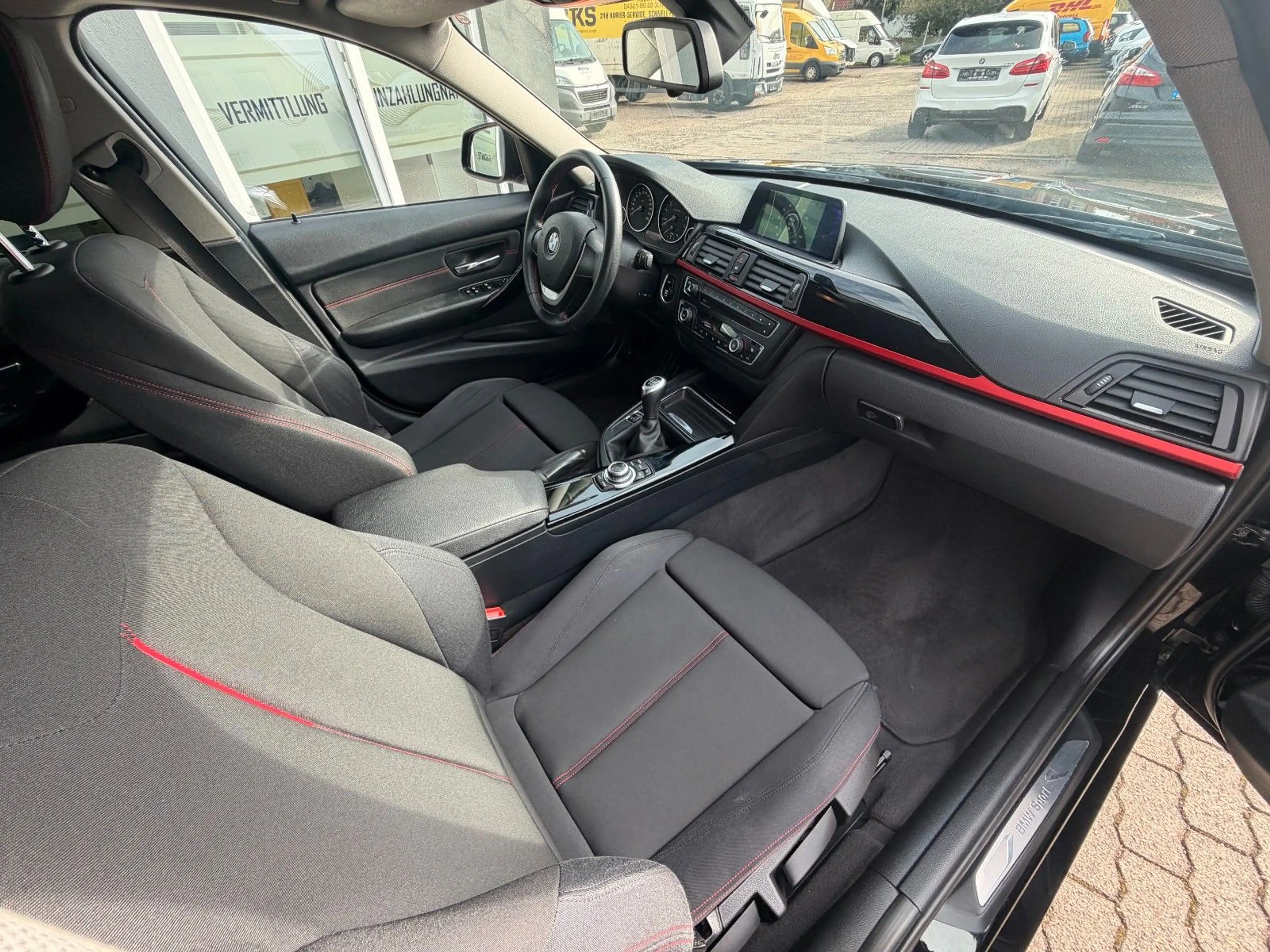 BMW 316 i Touring Sport Line/Navi/Sitzheizung/PDC — photo 12