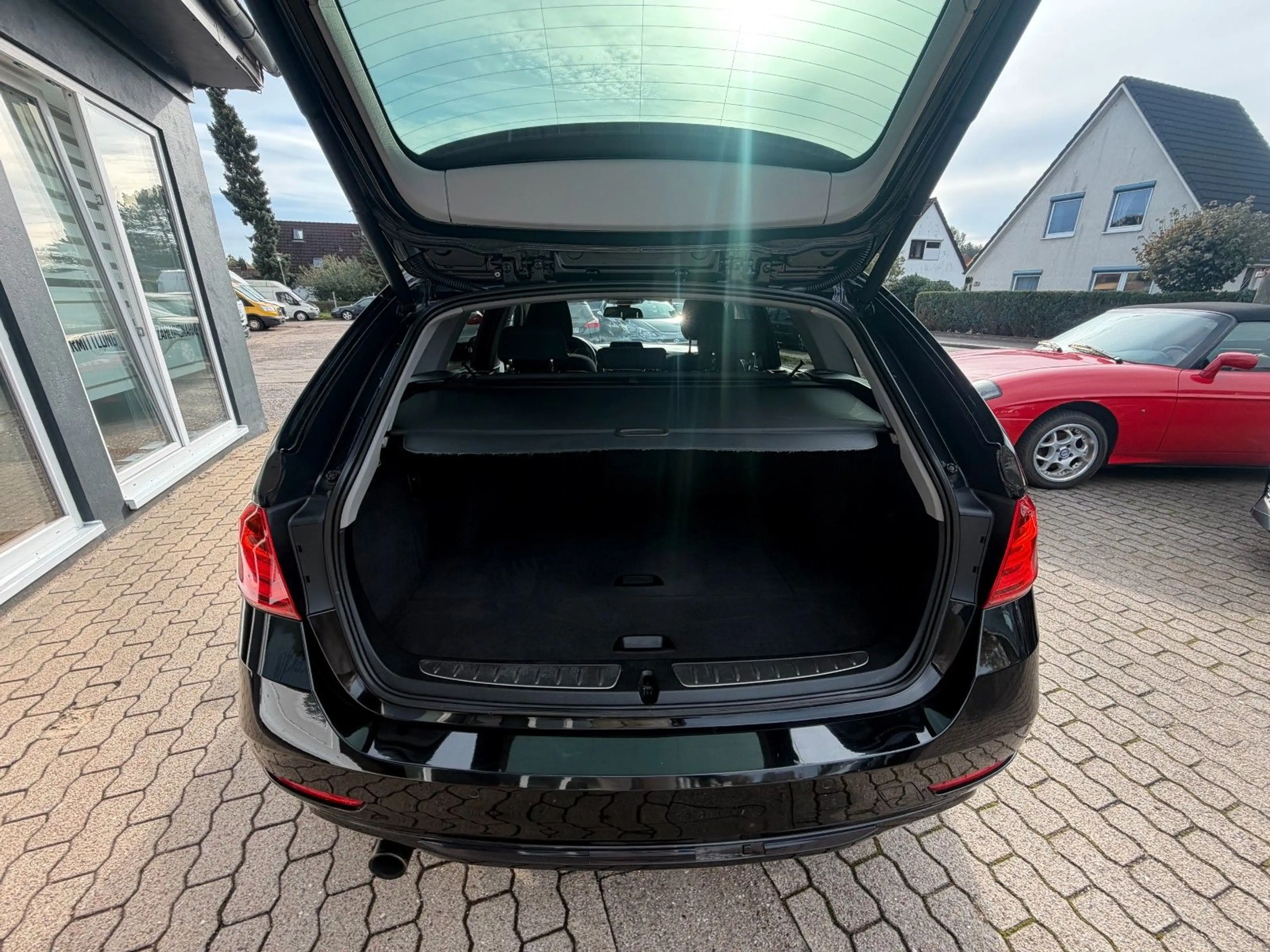 BMW 316 i Touring Sport Line/Navi/Sitzheizung/PDC — photo 11