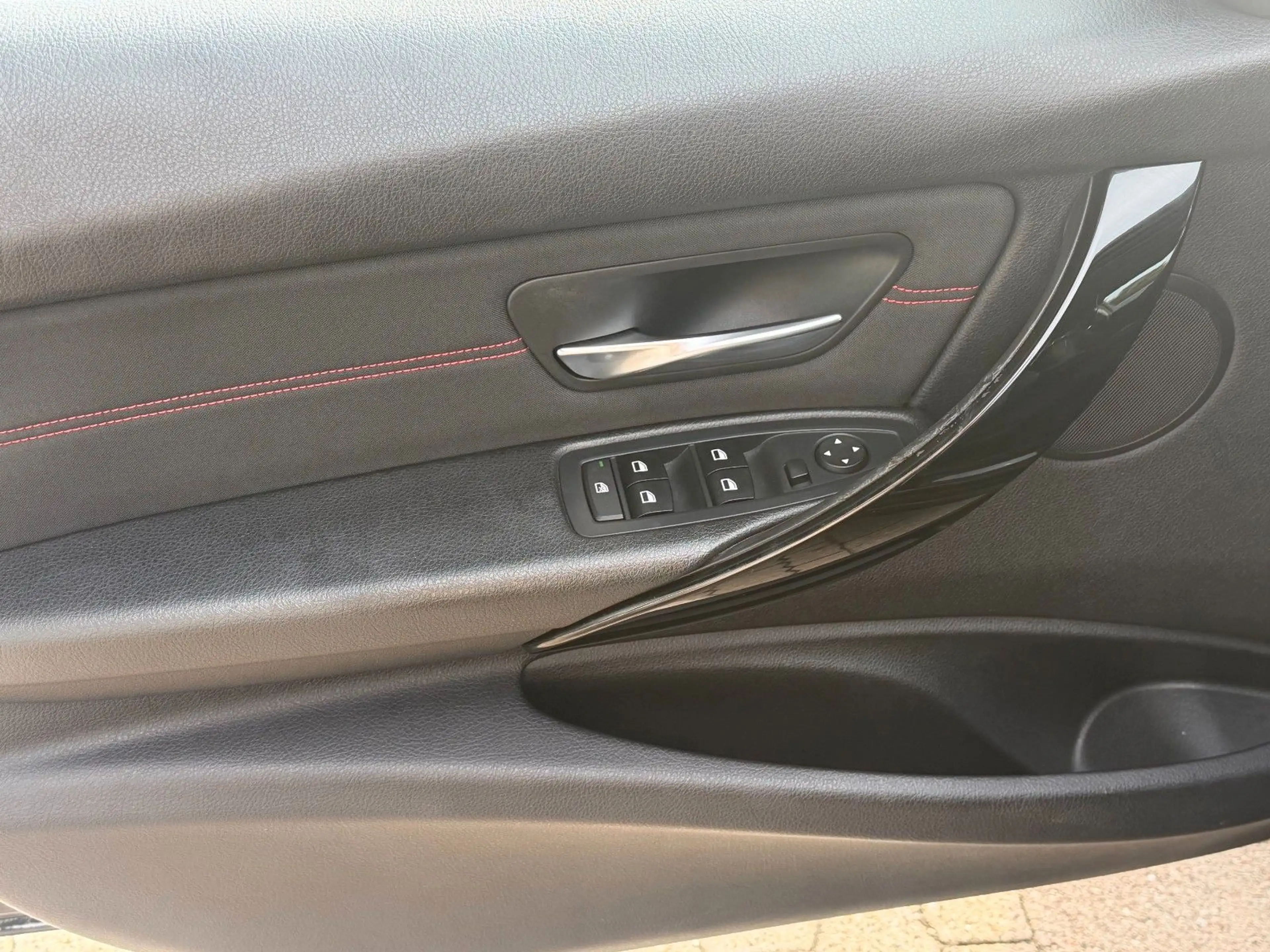 BMW 316 i Touring Sport Line/Navi/Sitzheizung/PDC — photo 10