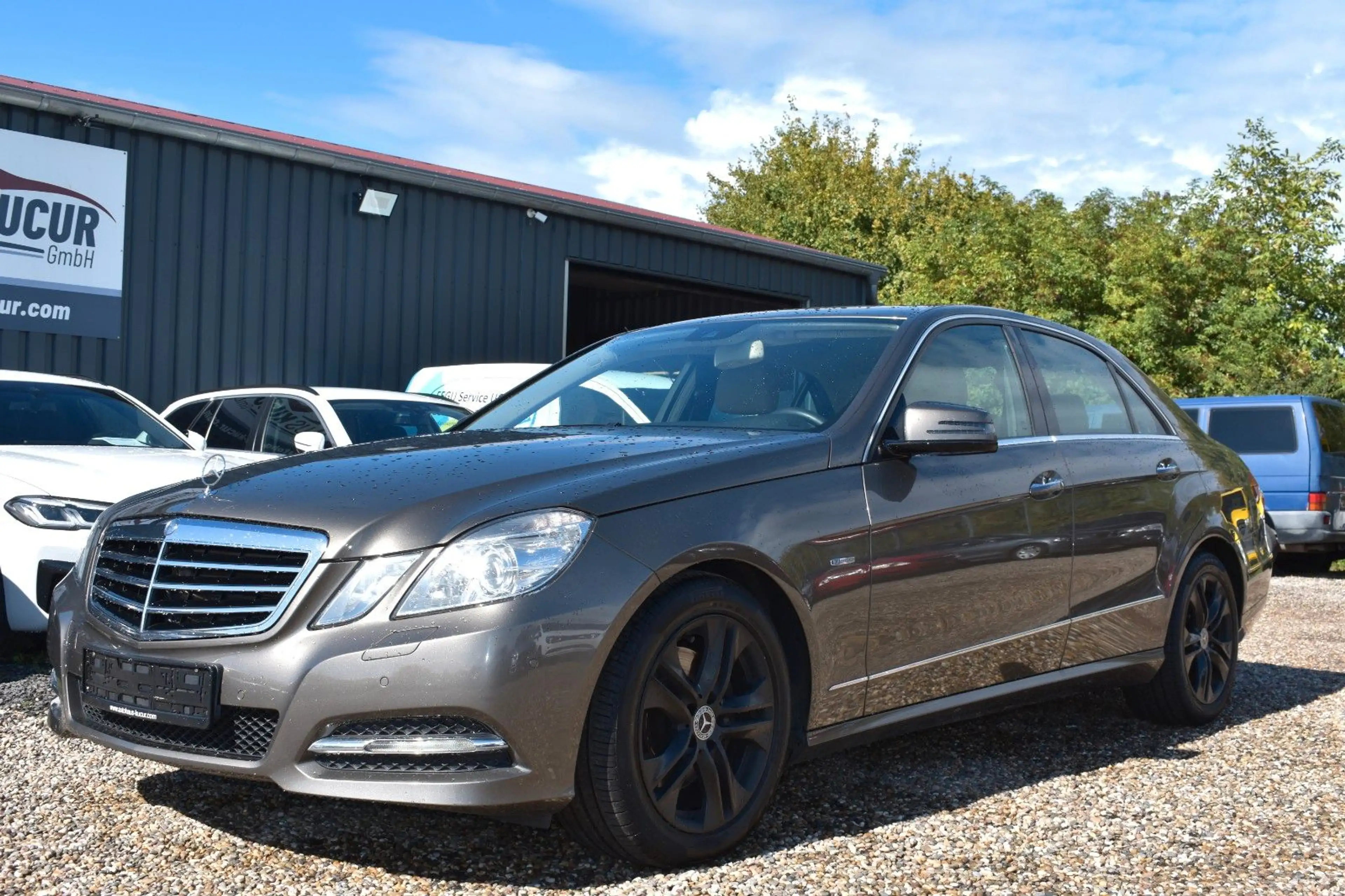 Mercedes-Benz E 350 CGI Limousine STH/AHK/MEMORY/KEYLESS