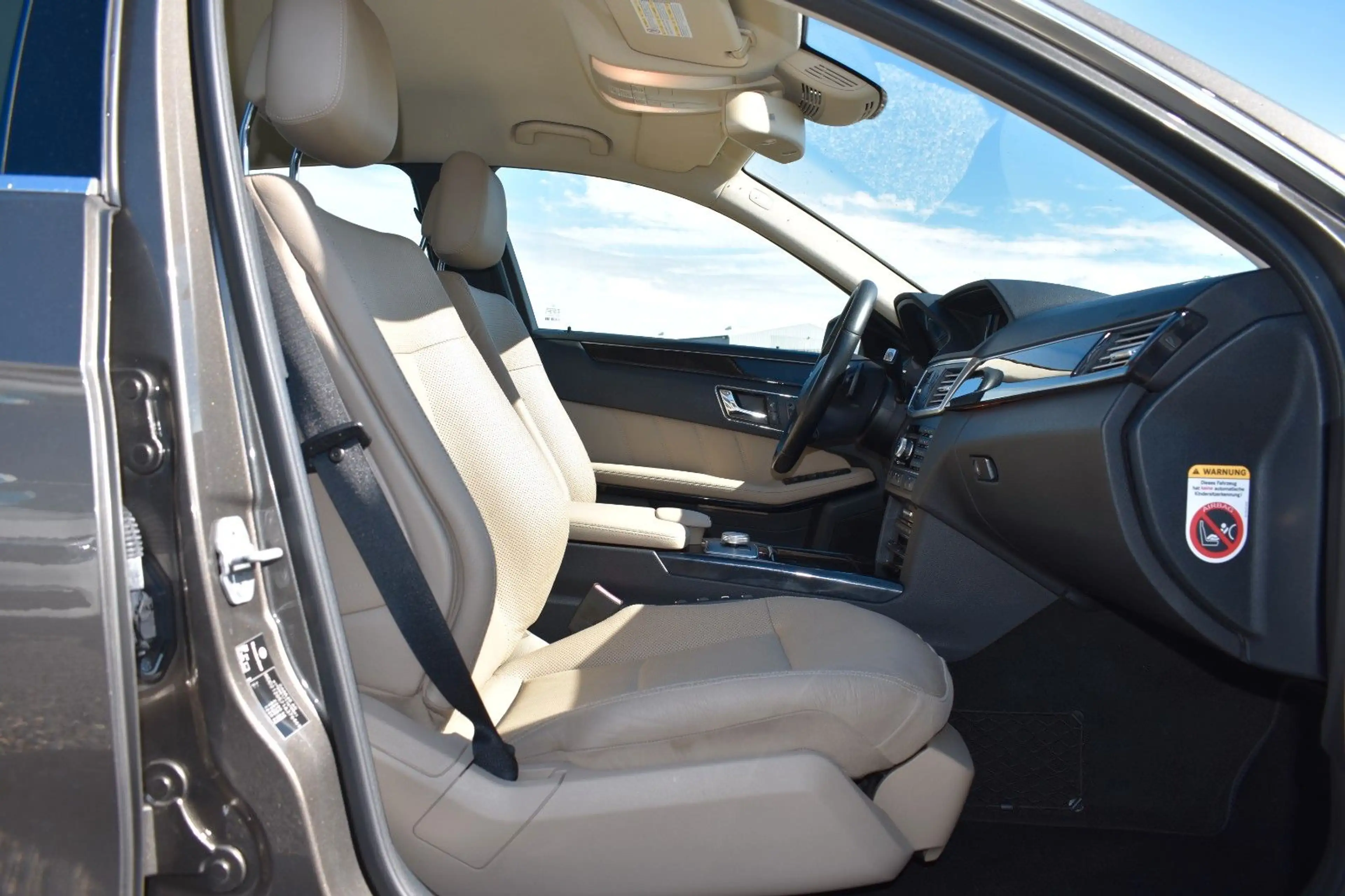 Mercedes-Benz E 350 CGI Limousine STH/AHK/MEMORY/KEYLESS — photo 10