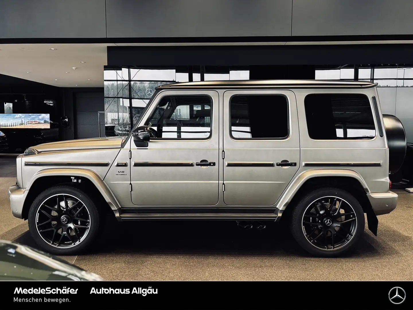 Mercedes-Benz G 63 AMG G 63 AMG SUPERIOR Carbon Drivers Performance 22" Grau - 2