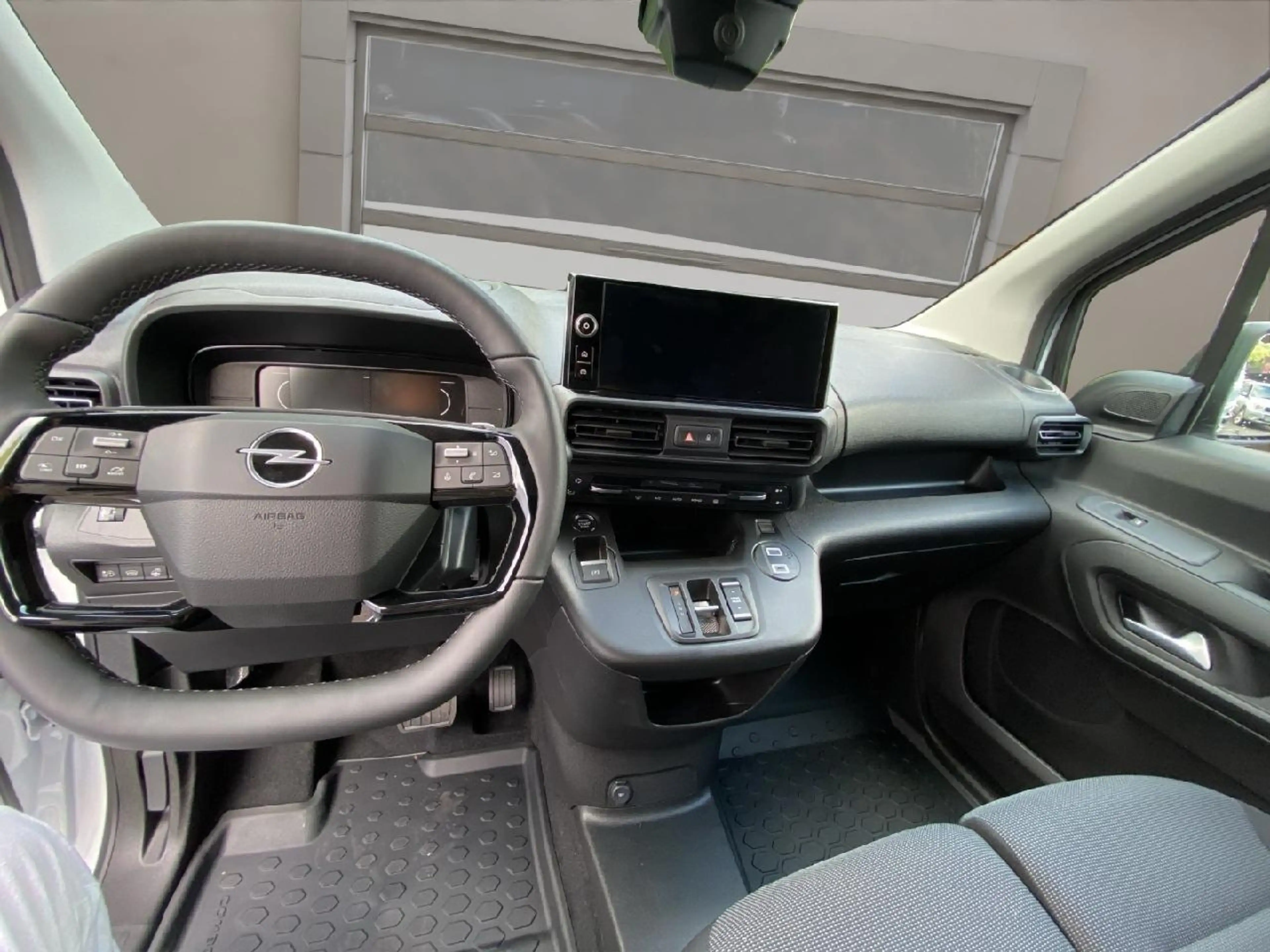 Opel Combo-e - e Basis — photo 13