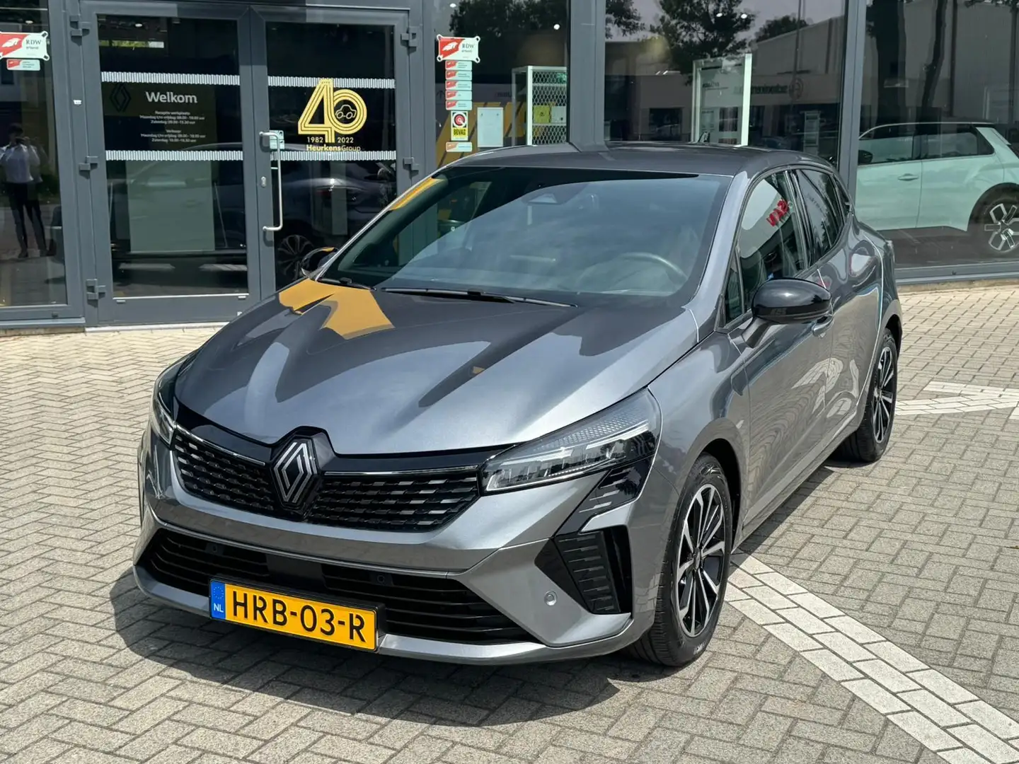 Renault Clio TCe 90 GPF techno | Pack City Premium | Pack Drivi Gris - 2