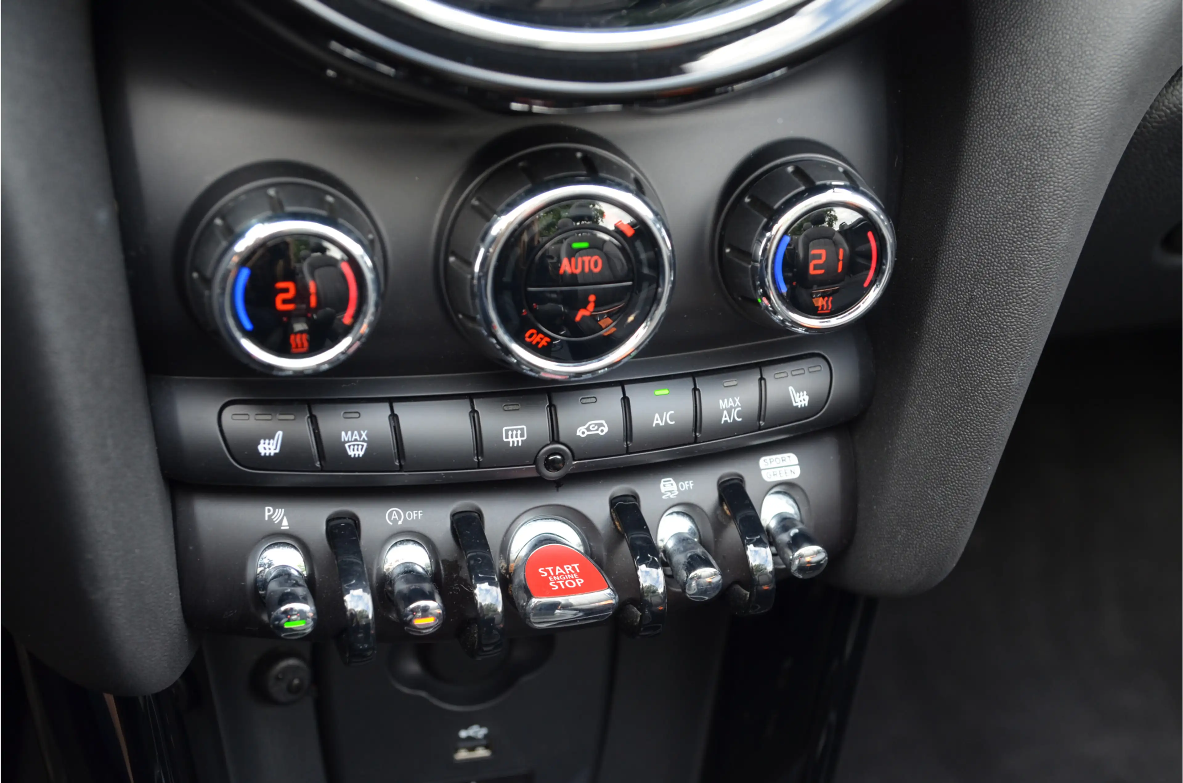 MINI John Cooper Works Cabrio Automaat / Sportstoelen / Achteruitrijcamera / Com — photo 15