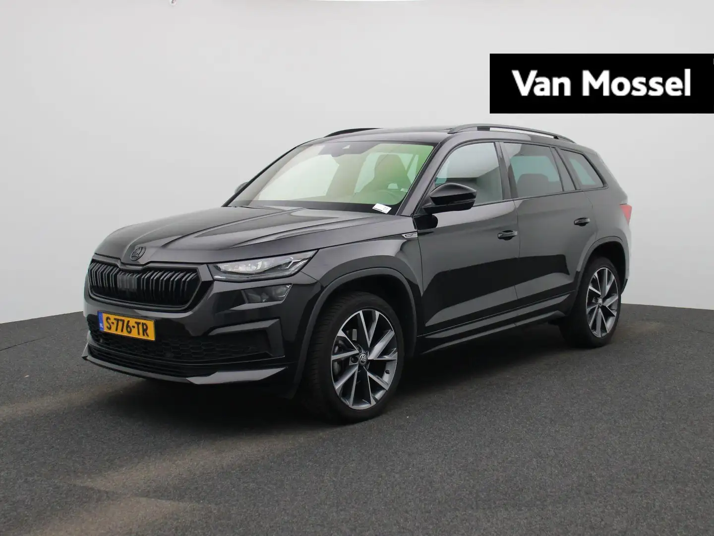 Skoda Kodiaq 1.5 TSI Sportline Business 150 PK Automaat | Leder Zwart - 1
