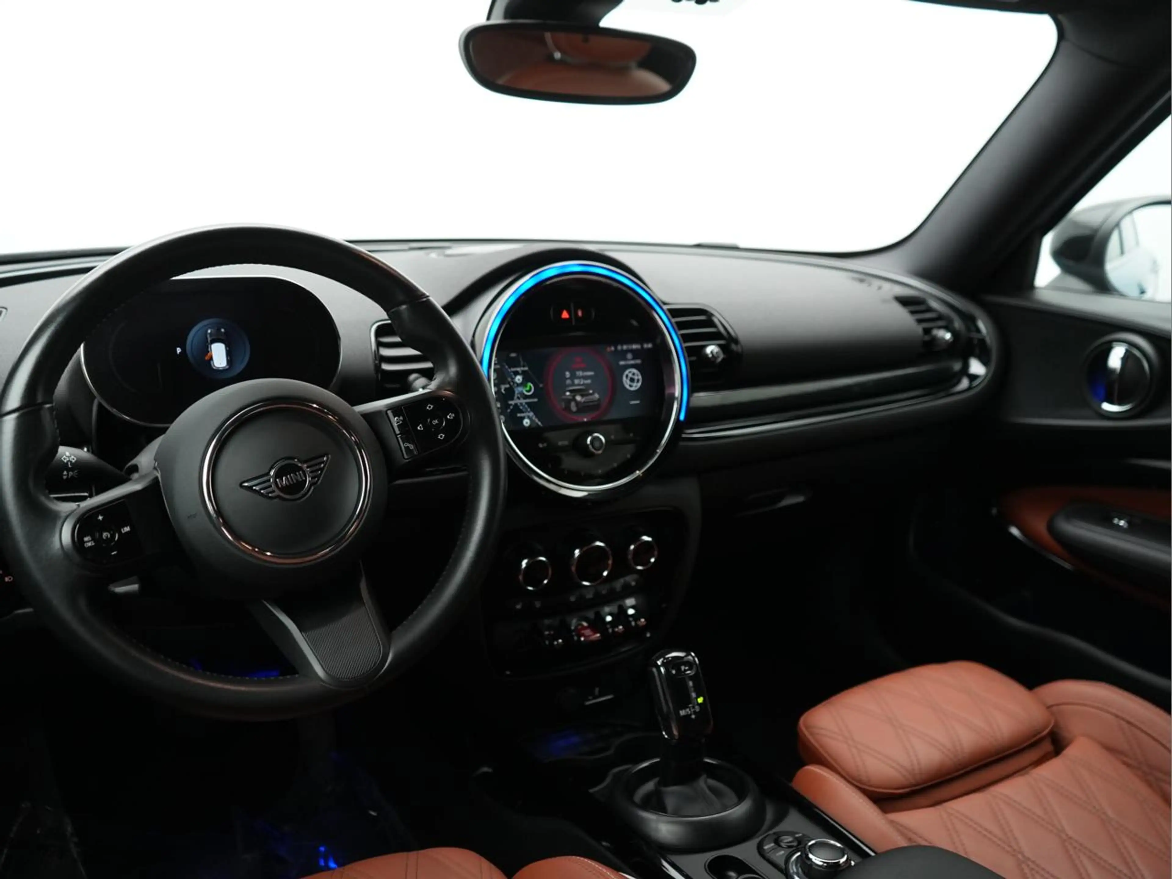 MINI Cooper Clubman 1.5A Cooper Leder / Camera / OPF (EU6AP) — photo 12