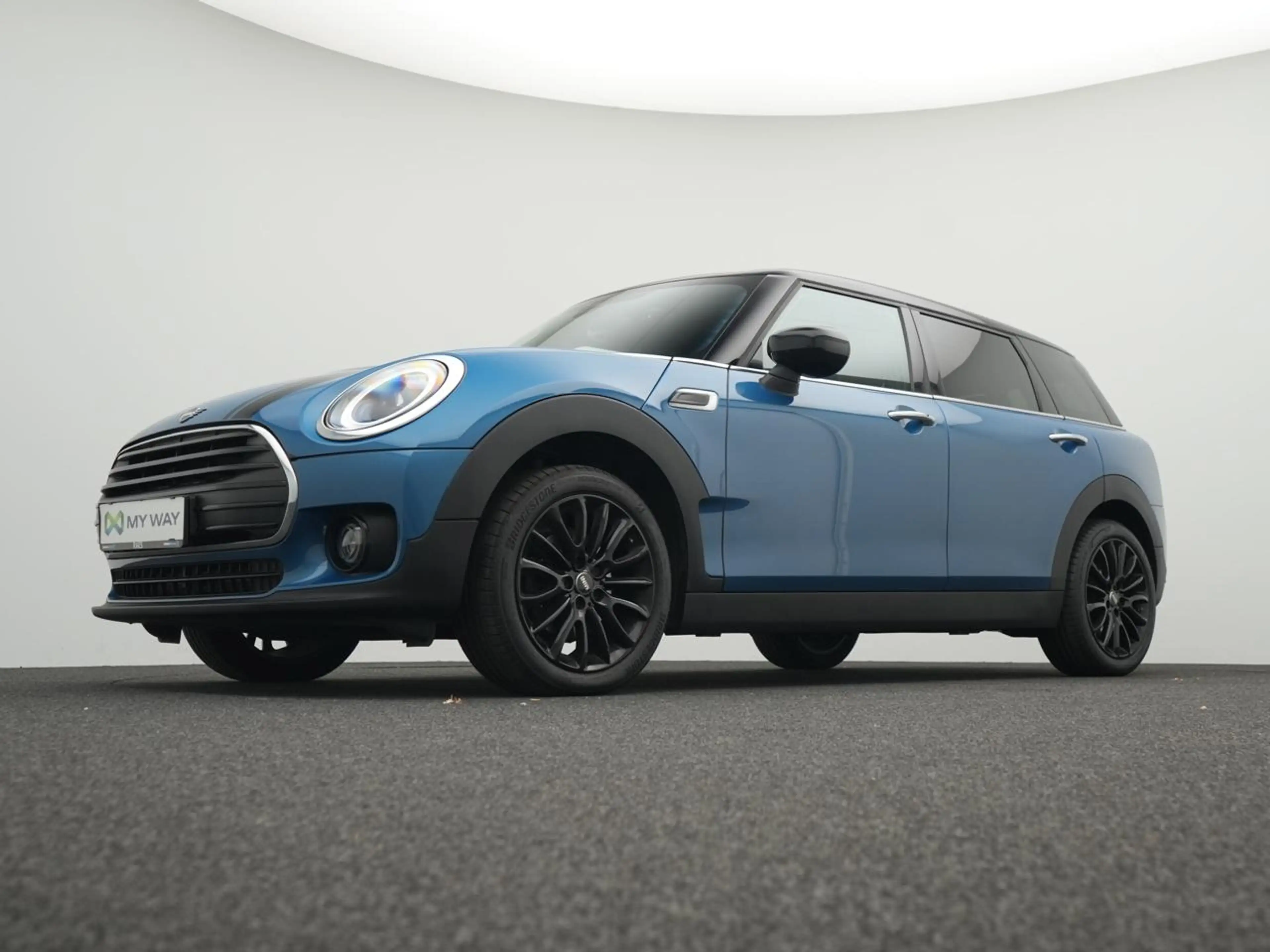 MINI Cooper Clubman 1.5A Cooper Leder / Camera / OPF (EU6AP) — photo 6