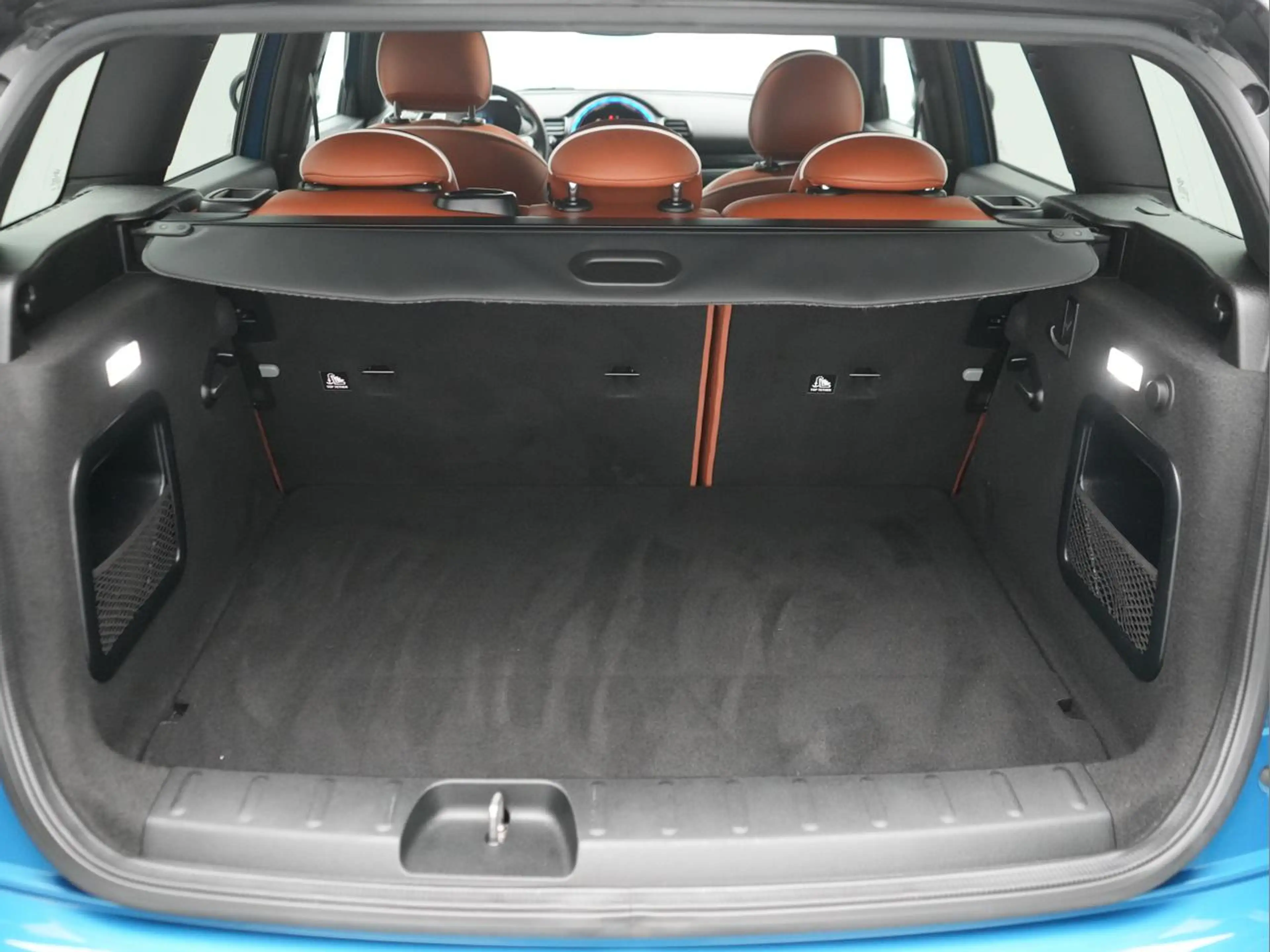 MINI Cooper Clubman 1.5A Cooper Leder / Camera / OPF (EU6AP) — photo 13