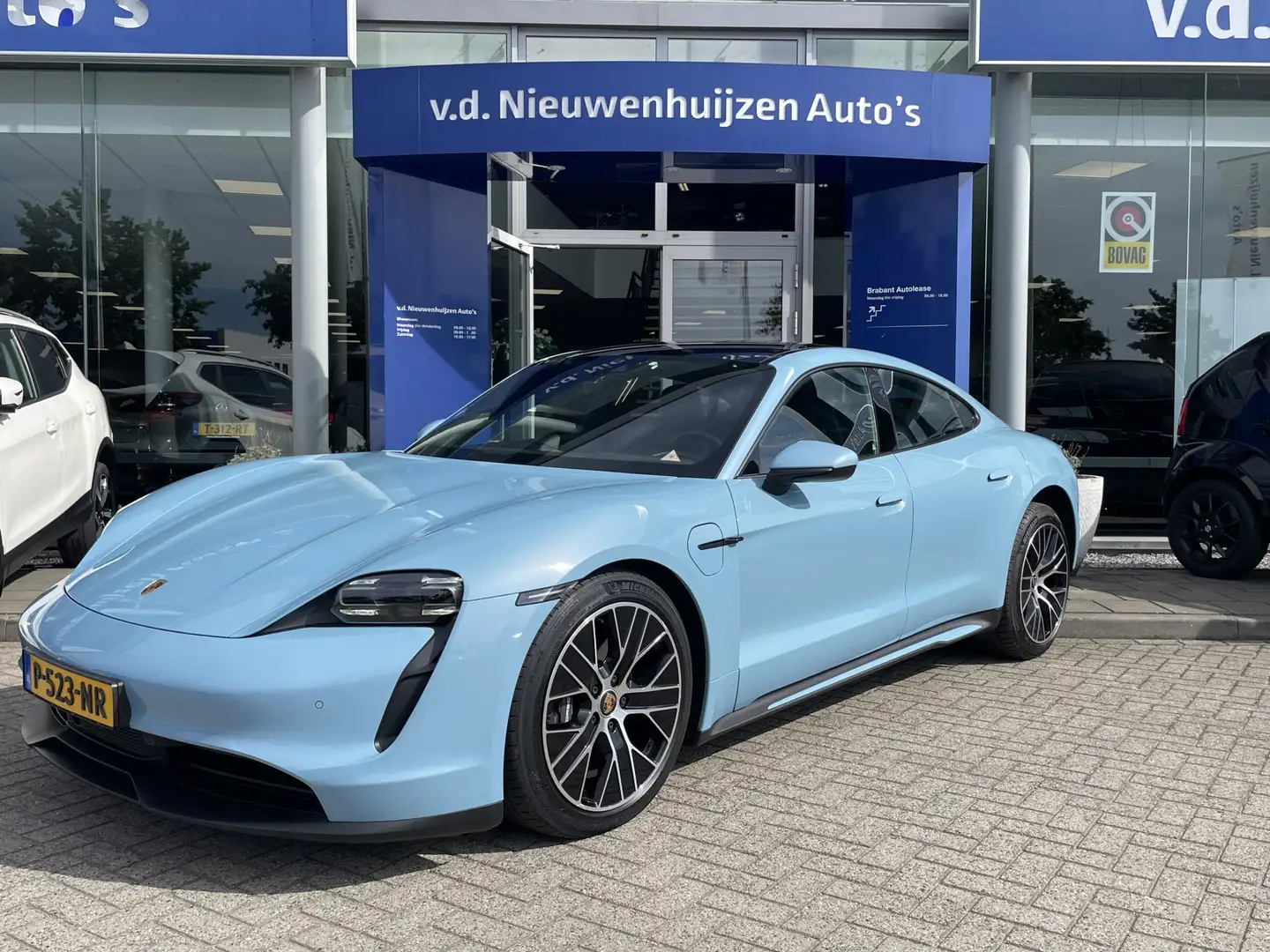 Porsche Taycan 79 kWh | Sport Chrono Pakket | Bose | Elektrische Bleu - 1