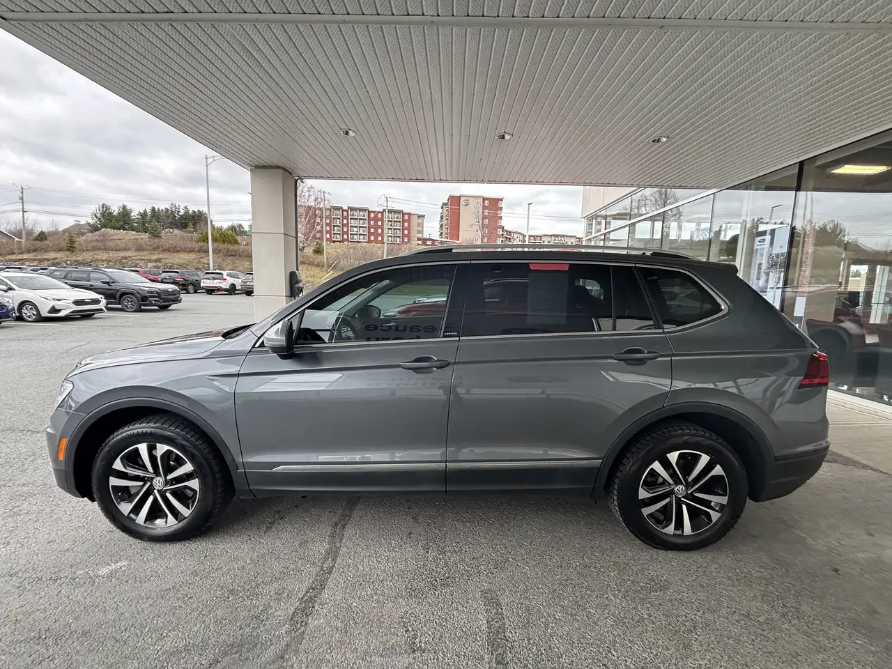 Volkswagen Tiguan снимка Volkswagen Tiguan