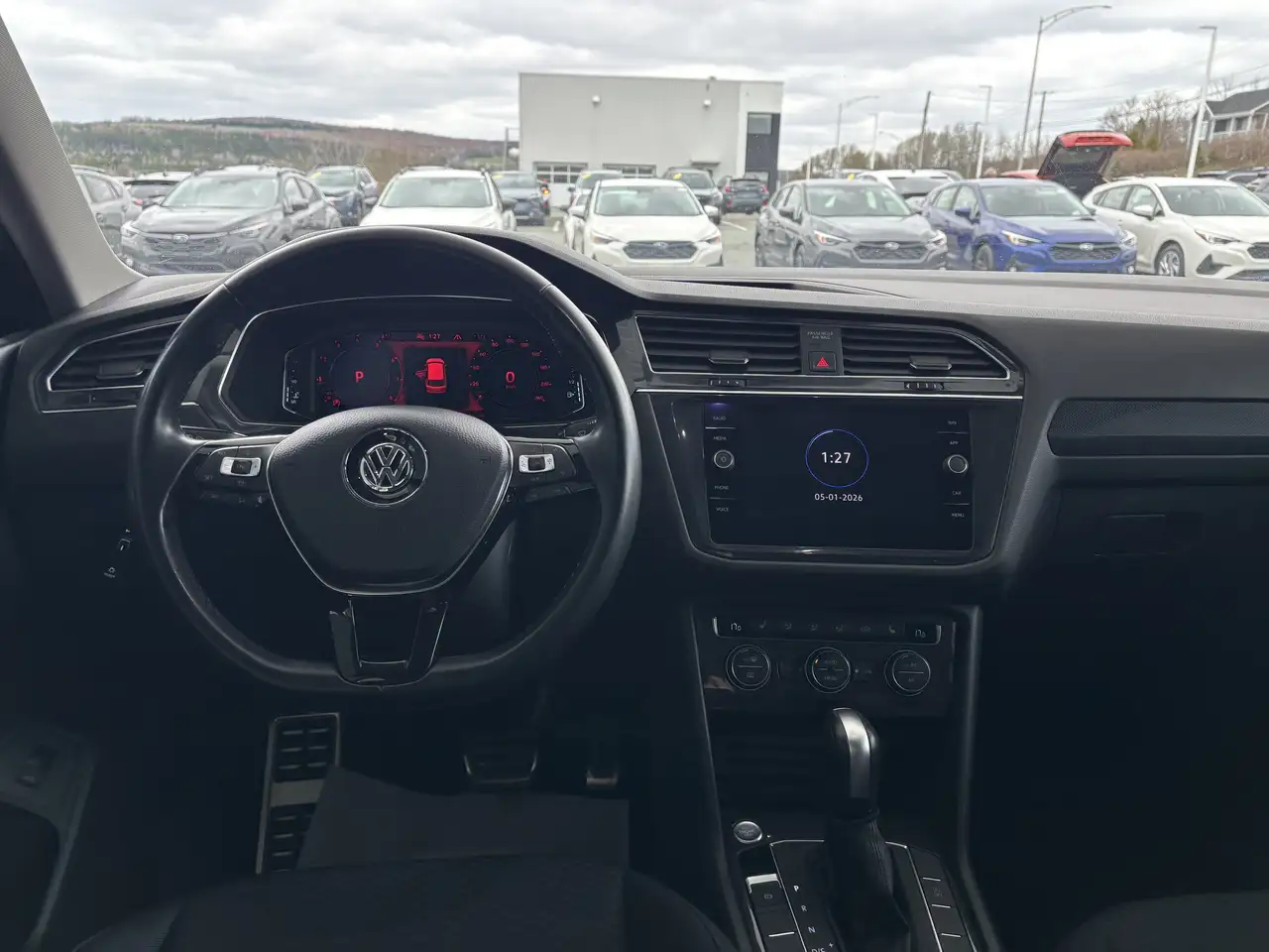 Volkswagen Tiguan снимка Volkswagen Tiguan
