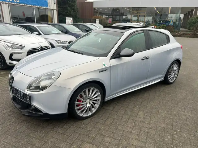 Alfa Romeo Giulietta Giulietta 1.7 TBi MultiAir Quadrifoglio Verde TCT