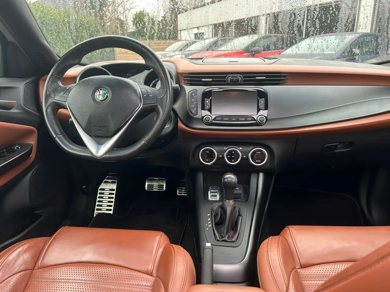 Alfa Romeo Giulietta 2021 — фото 11