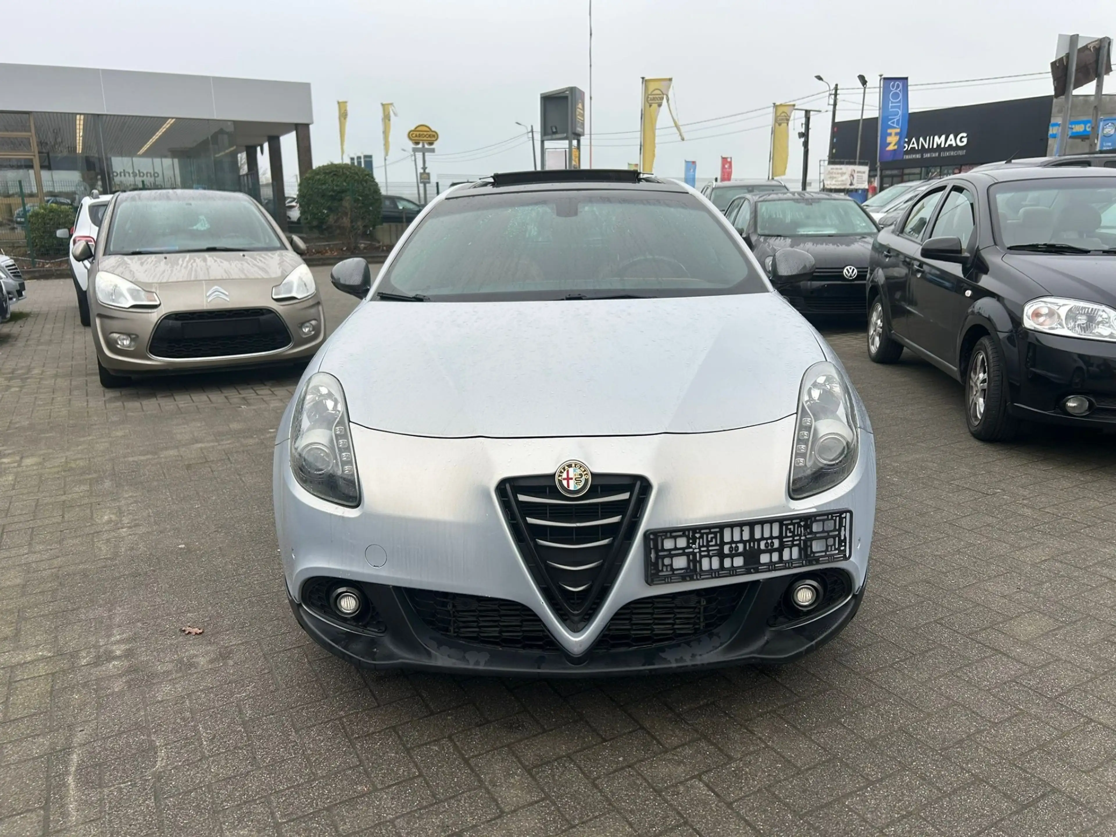 Alfa Romeo Giulietta Giulietta 1.7 TBi MultiAir Quadrifoglio Verde TCT — photo 2