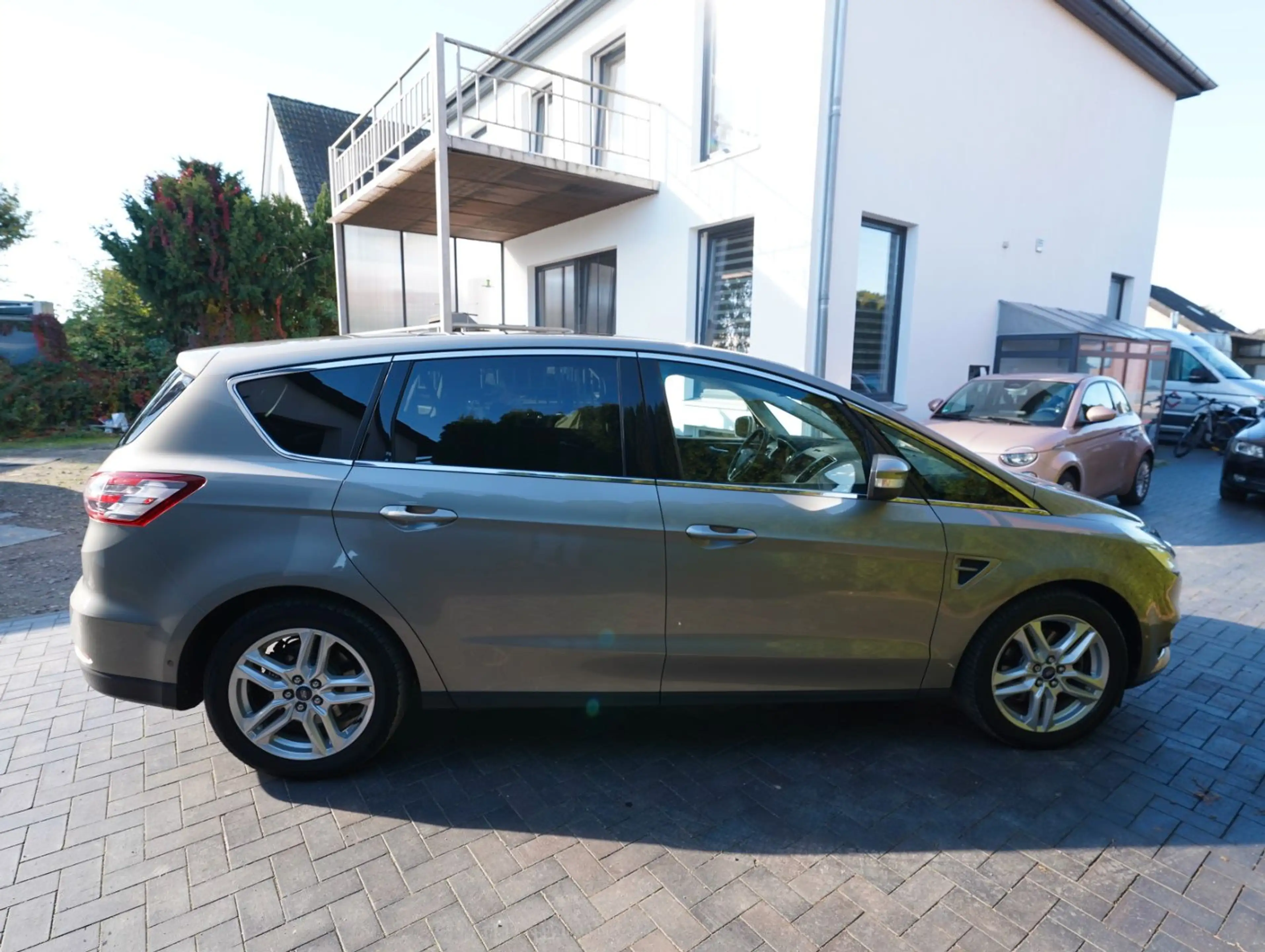 Ford S-Max S-MAX Titanium — photo 6