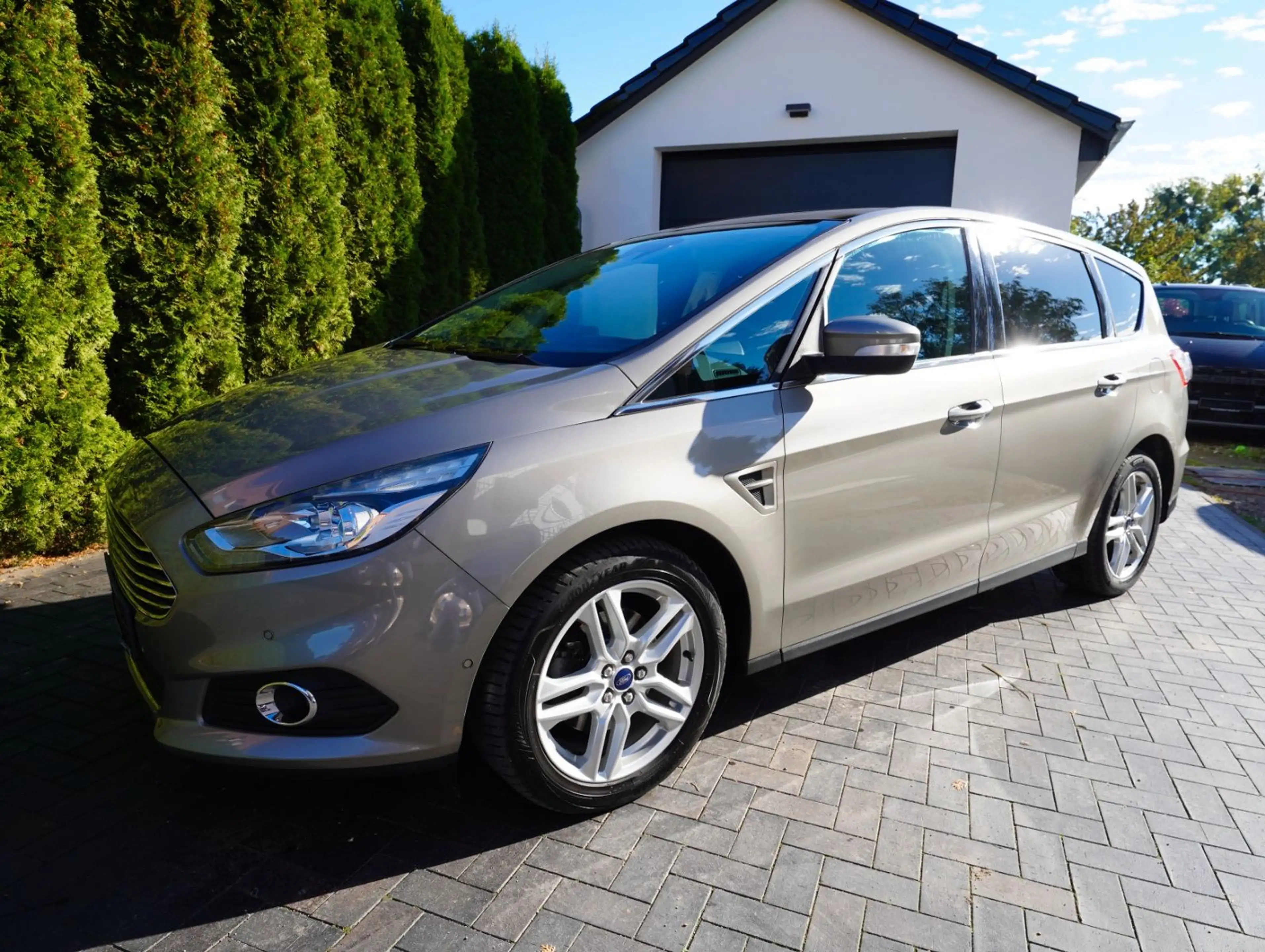 Ford S-Max S-MAX Titanium