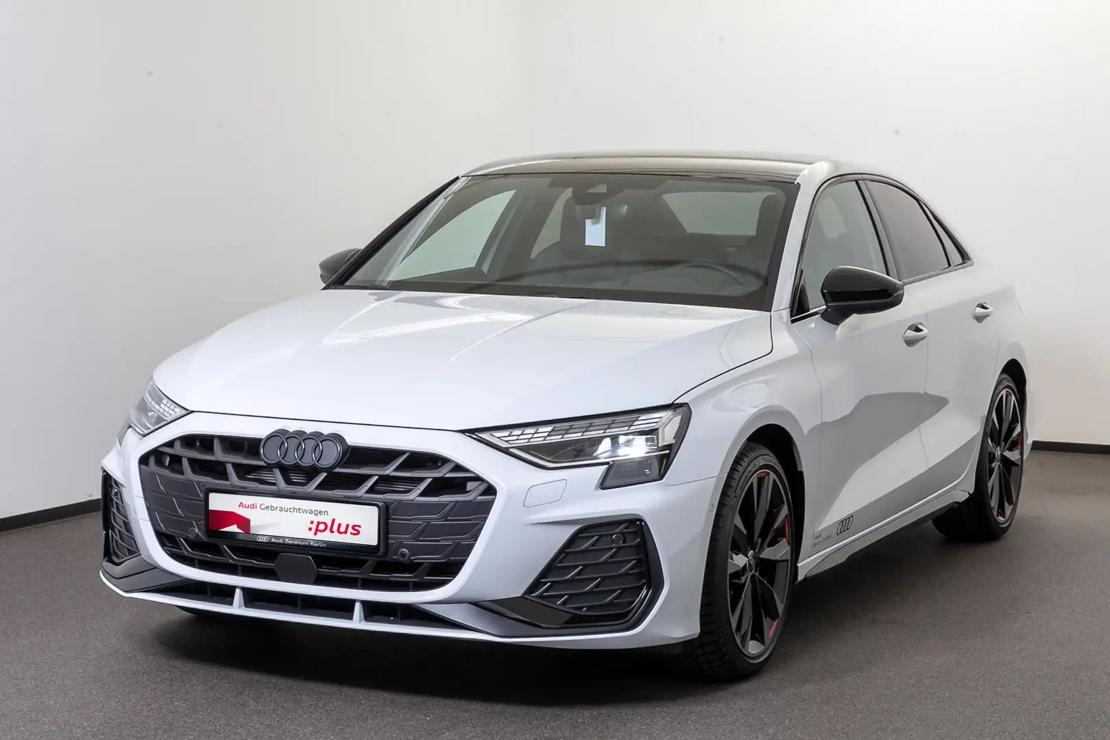 Audi A3 S line 35 TFSI S tronic Weiß - 2