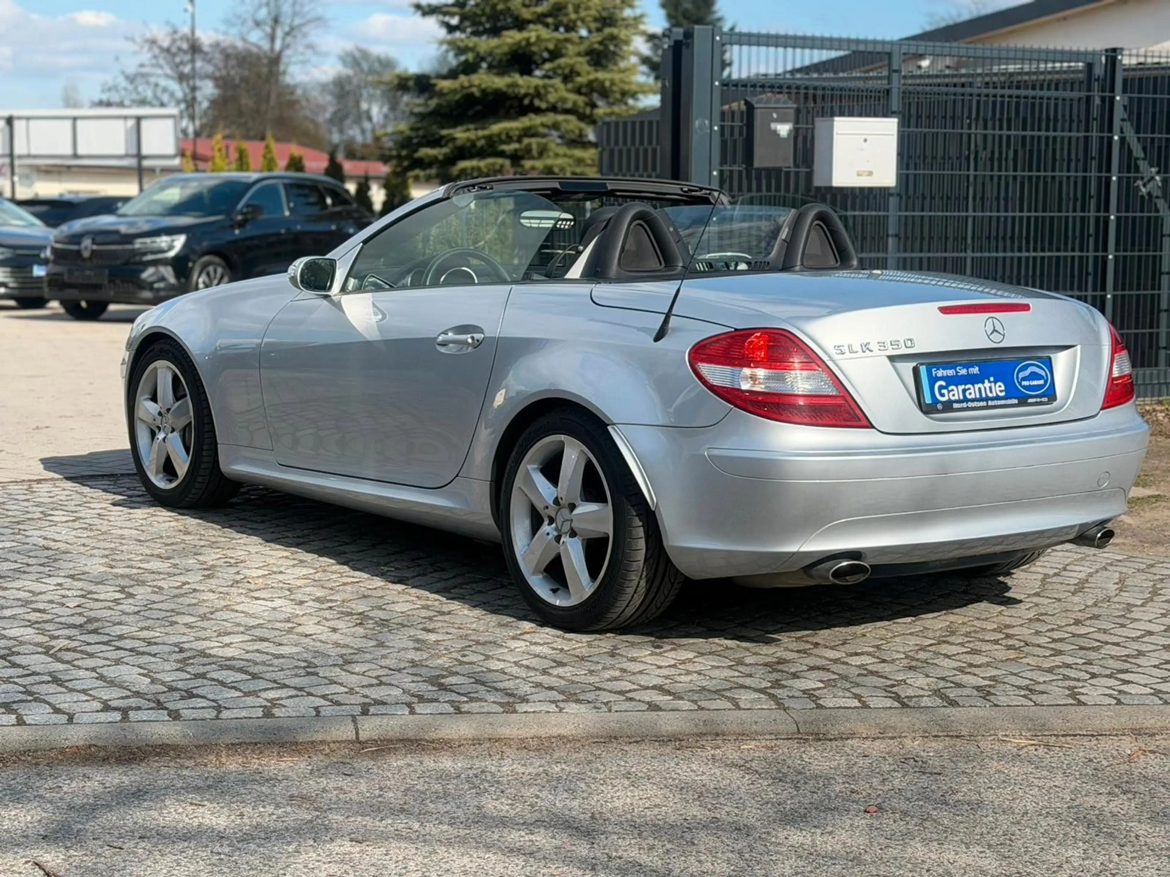 Mercedes-Benz SLK 350 SLK Roadster SLK 350 — photo 2