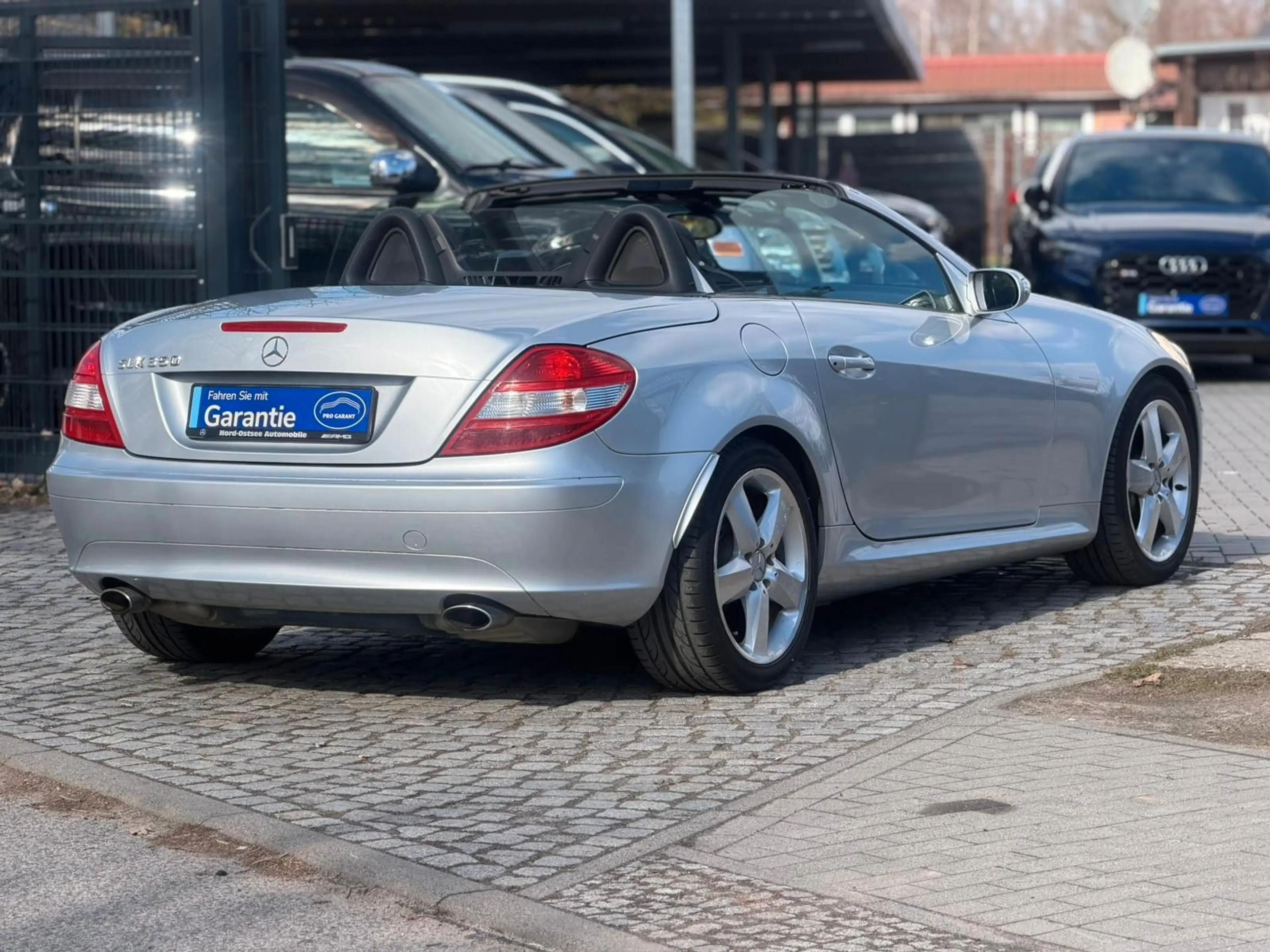Mercedes-Benz SLK 350 SLK Roadster SLK 350 — photo 4