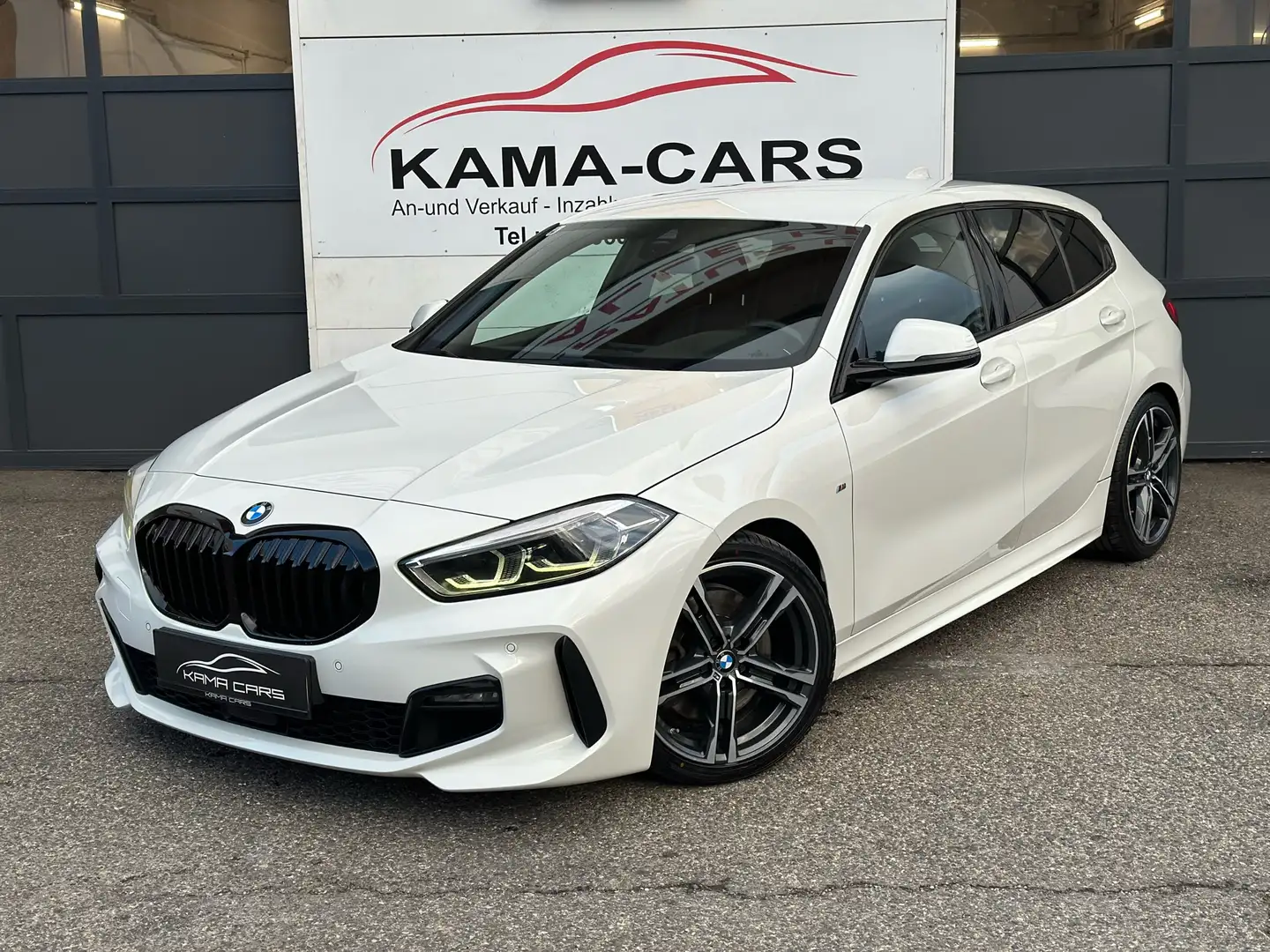 BMW 120 120d xDrive M-Paket Sport Aut. Weiß - 1