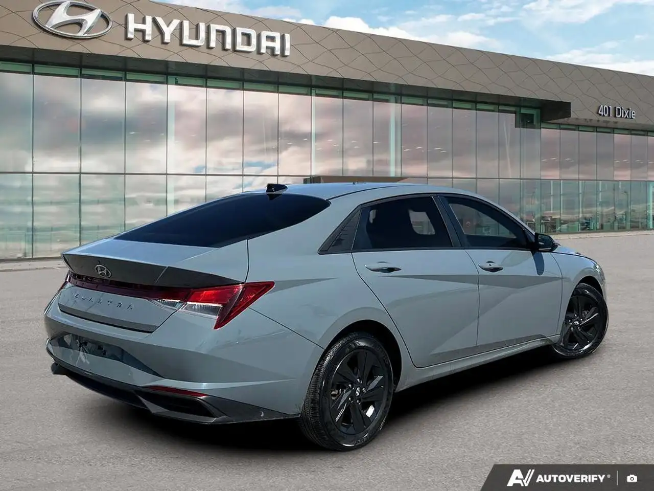 Hyundai ELANTRA снимка Hyundai ELANTRA