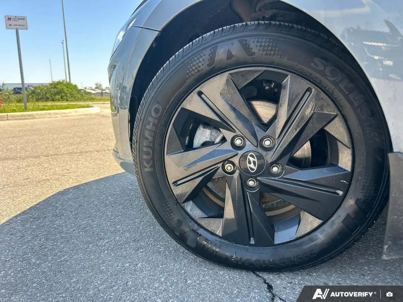 Hyundai ELANTRA снимка Hyundai ELANTRA