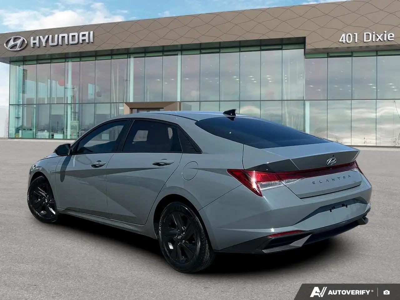 Hyundai ELANTRA снимка Hyundai ELANTRA