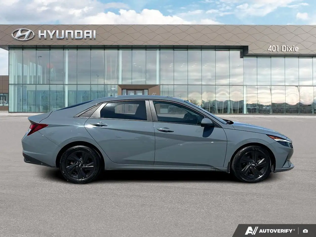 Hyundai ELANTRA снимка Hyundai ELANTRA