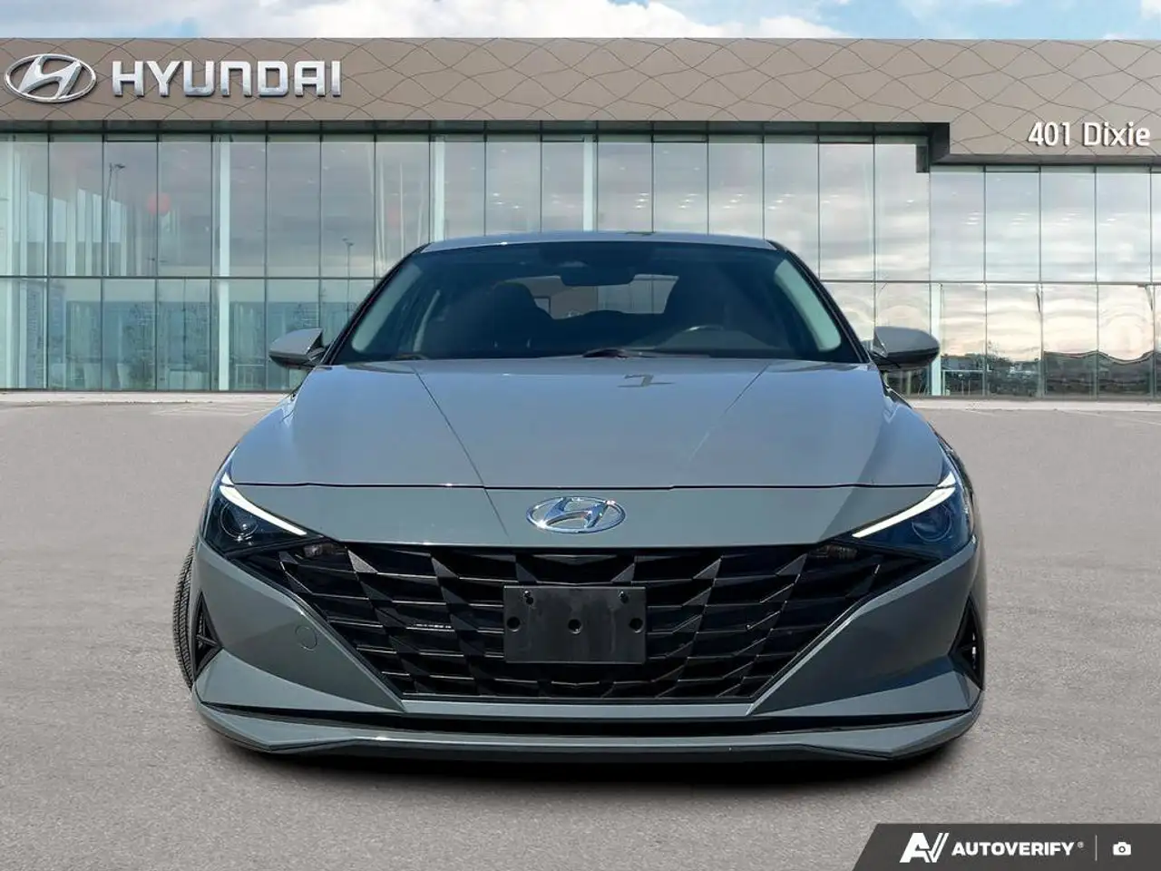 Hyundai ELANTRA снимка Hyundai ELANTRA