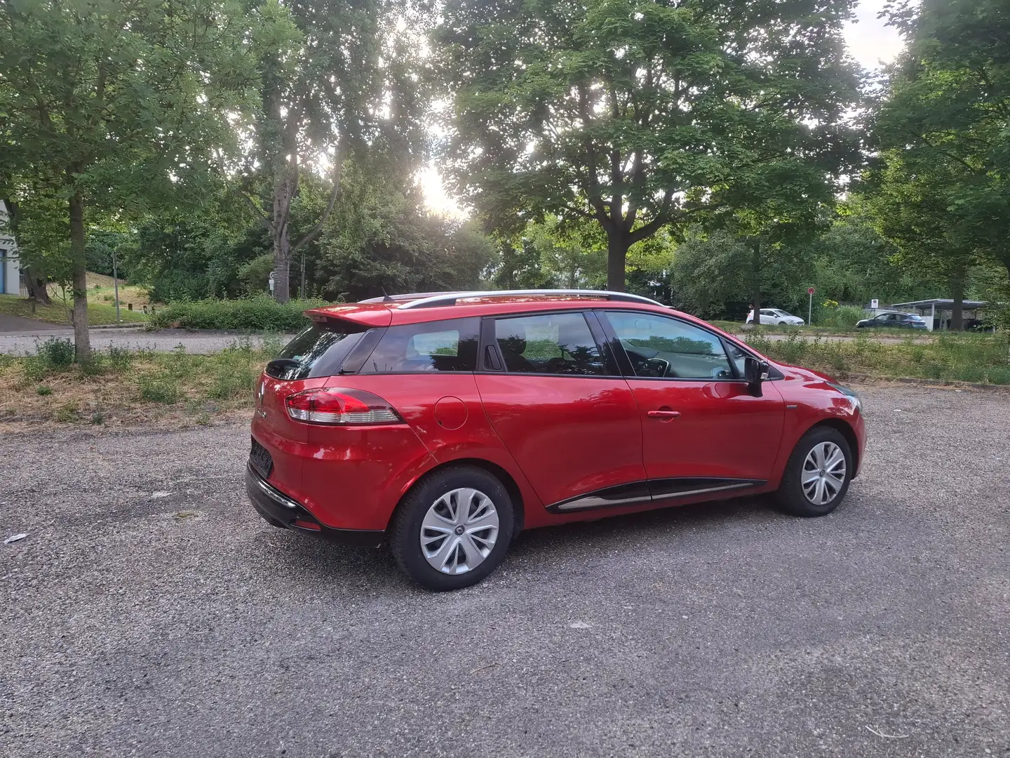 Renault Clio Limited Rouge - 2
